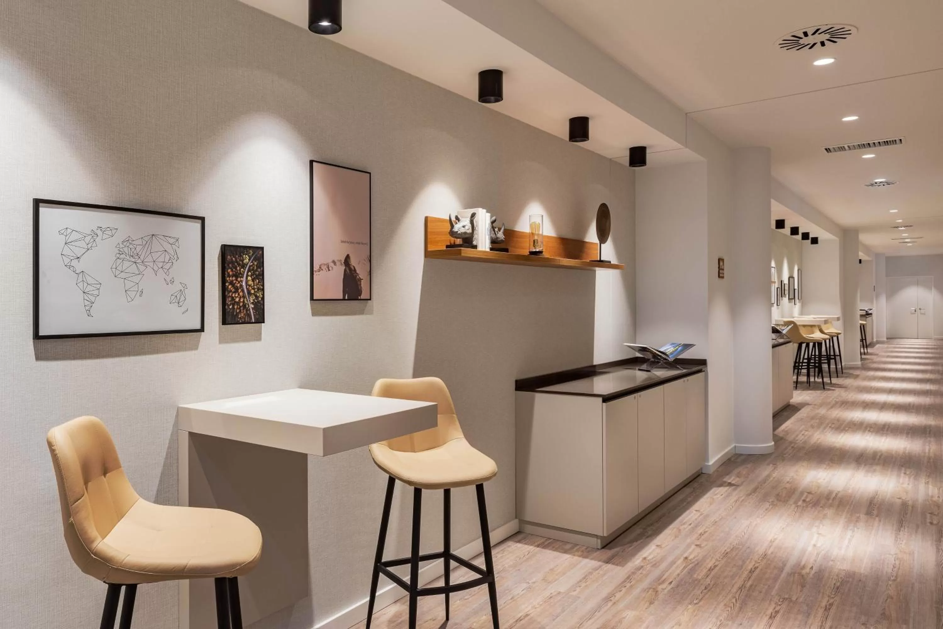 Meeting/conference room in Four Points by Sheraton Panoramahaus Dornbirn