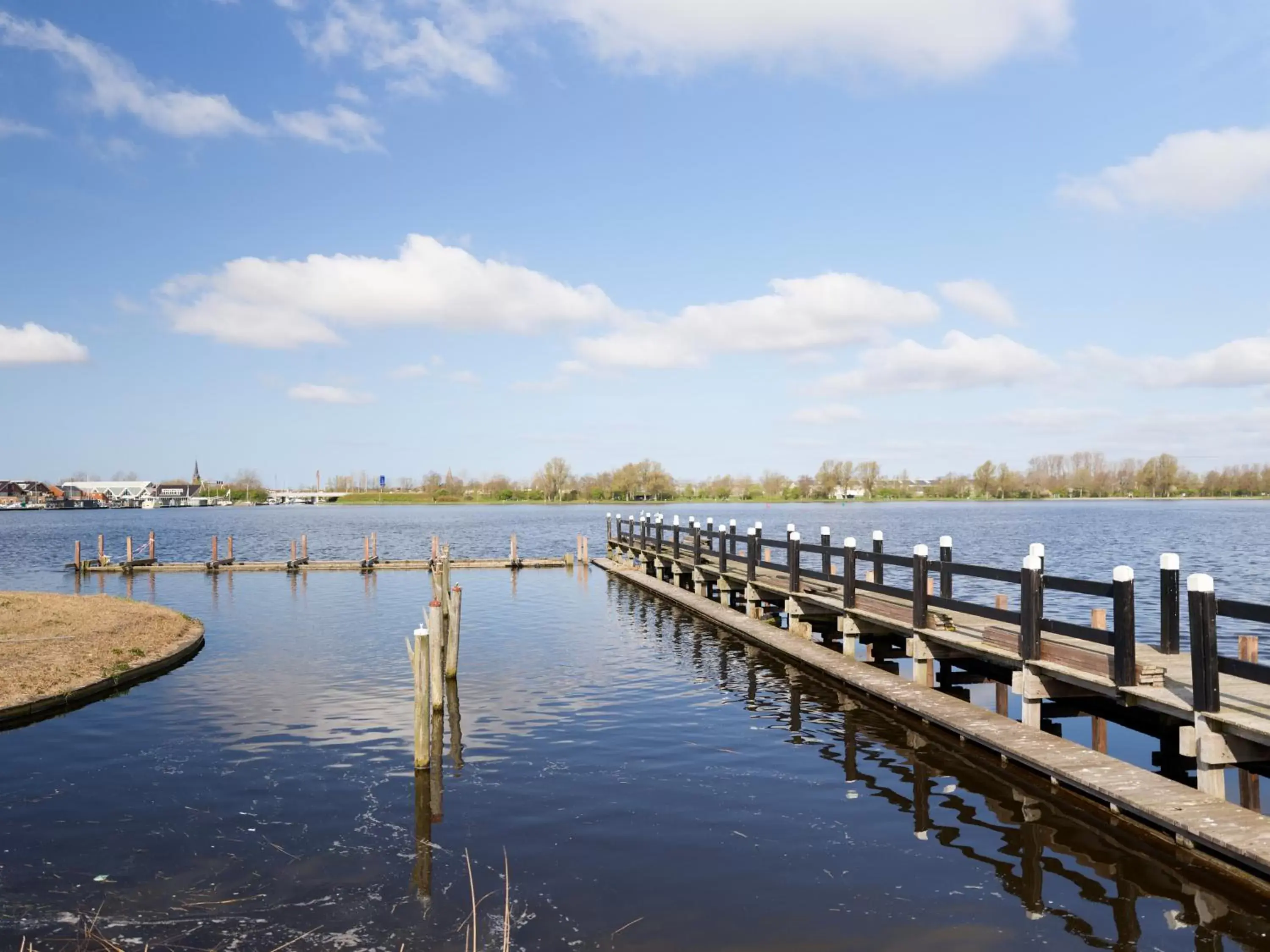 Lake view in Erfgoedpark De Hoop Appartementen