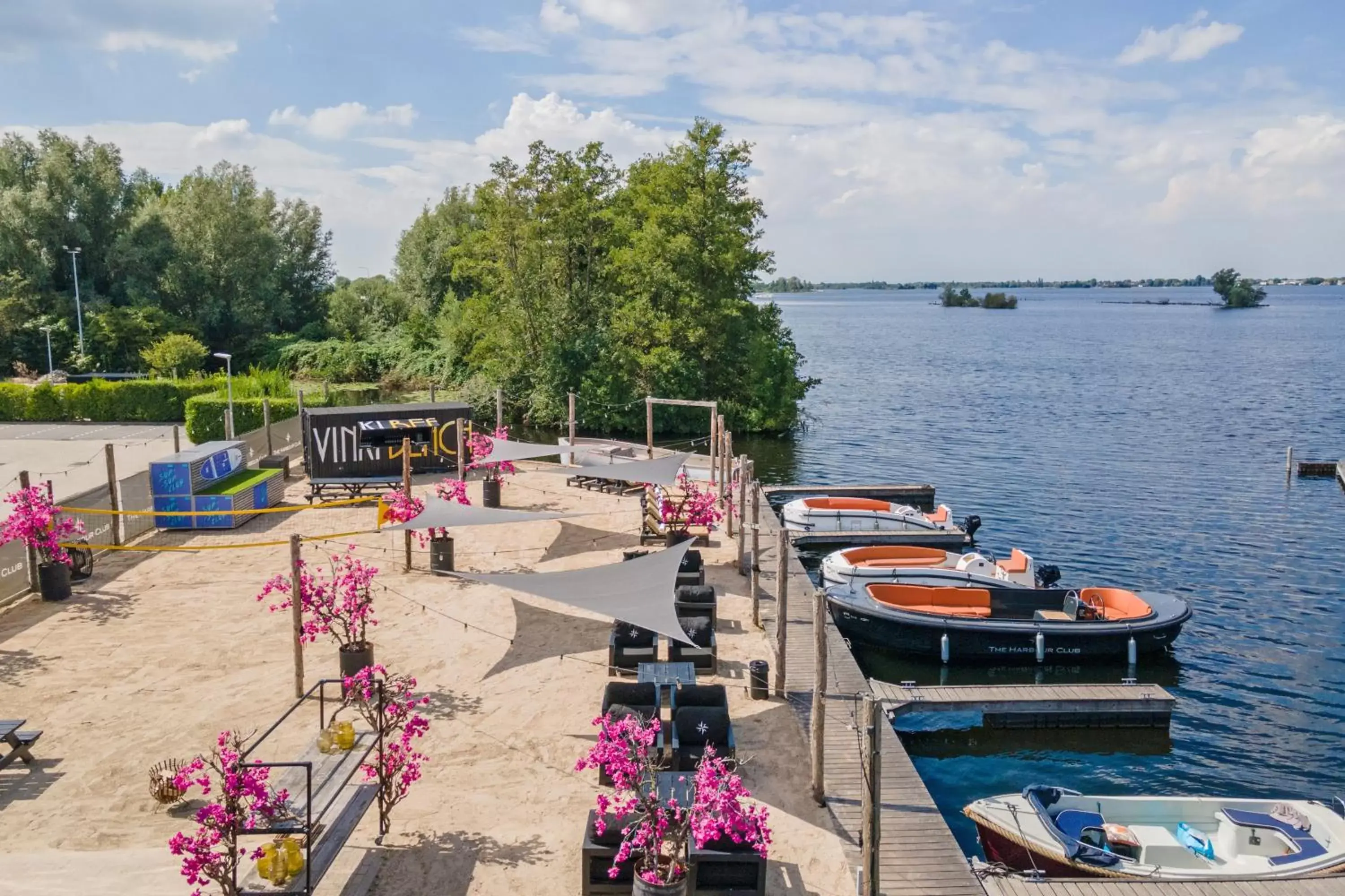 Beach in Leonardo Hotel Vinkeveen Amsterdam