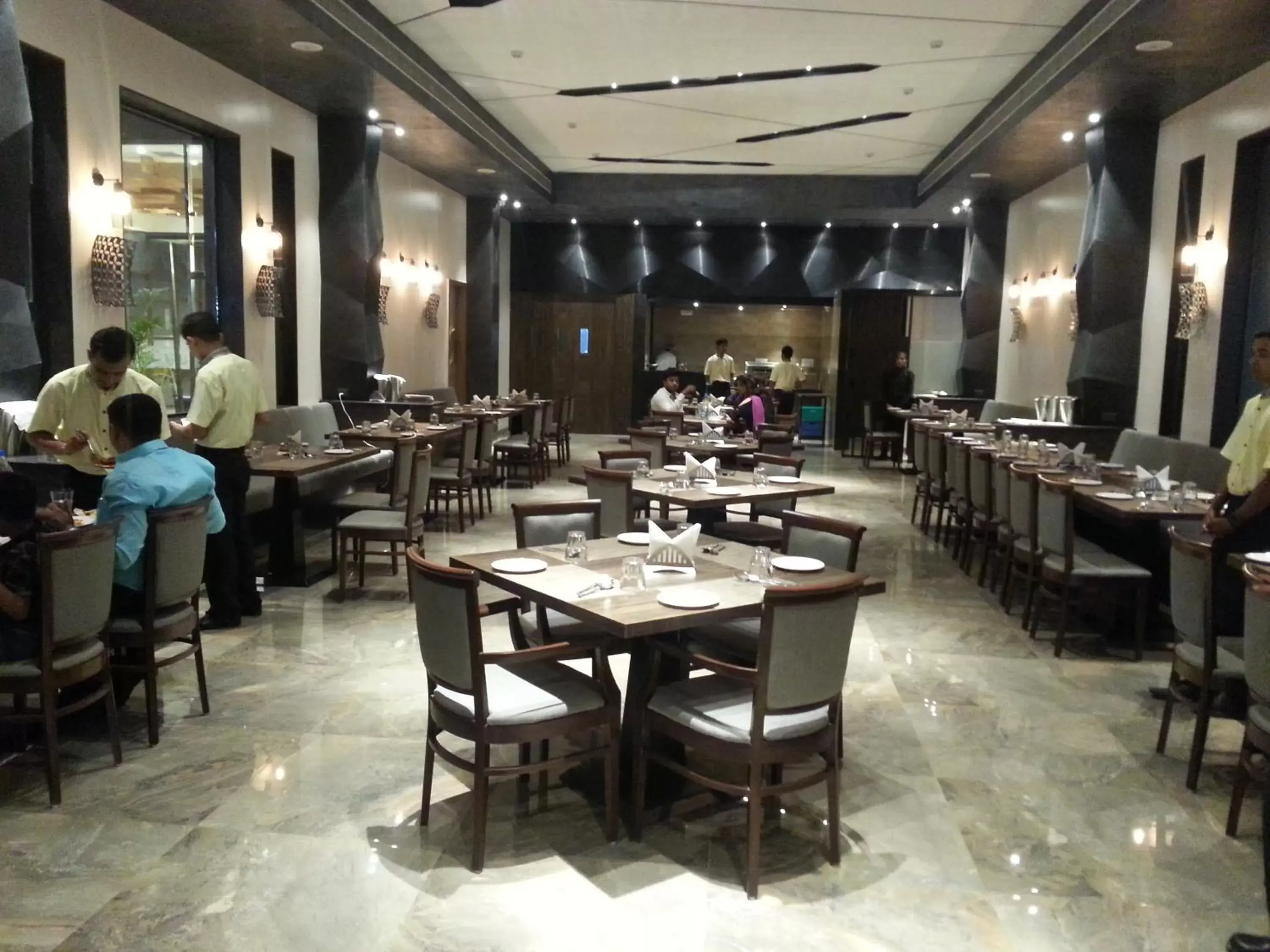 Restaurant/places to eat in Enrise By Sayaji Ahmednagar Restaurant/places to eat in Enrise By Sayaji Ahmednagar