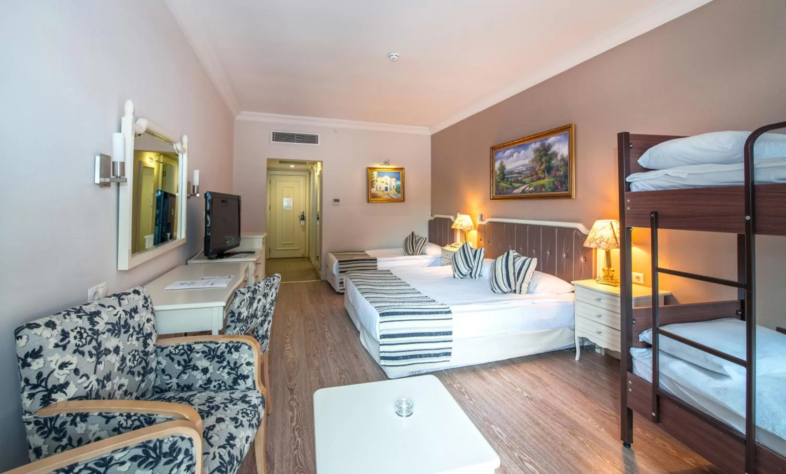 Bed in Crystal Tat Beach Golf Resort & Spa - Ultimate All Inclusive Bed in Crystal Tat Beach Golf Resort & Spa - Ultimate All Inclusive