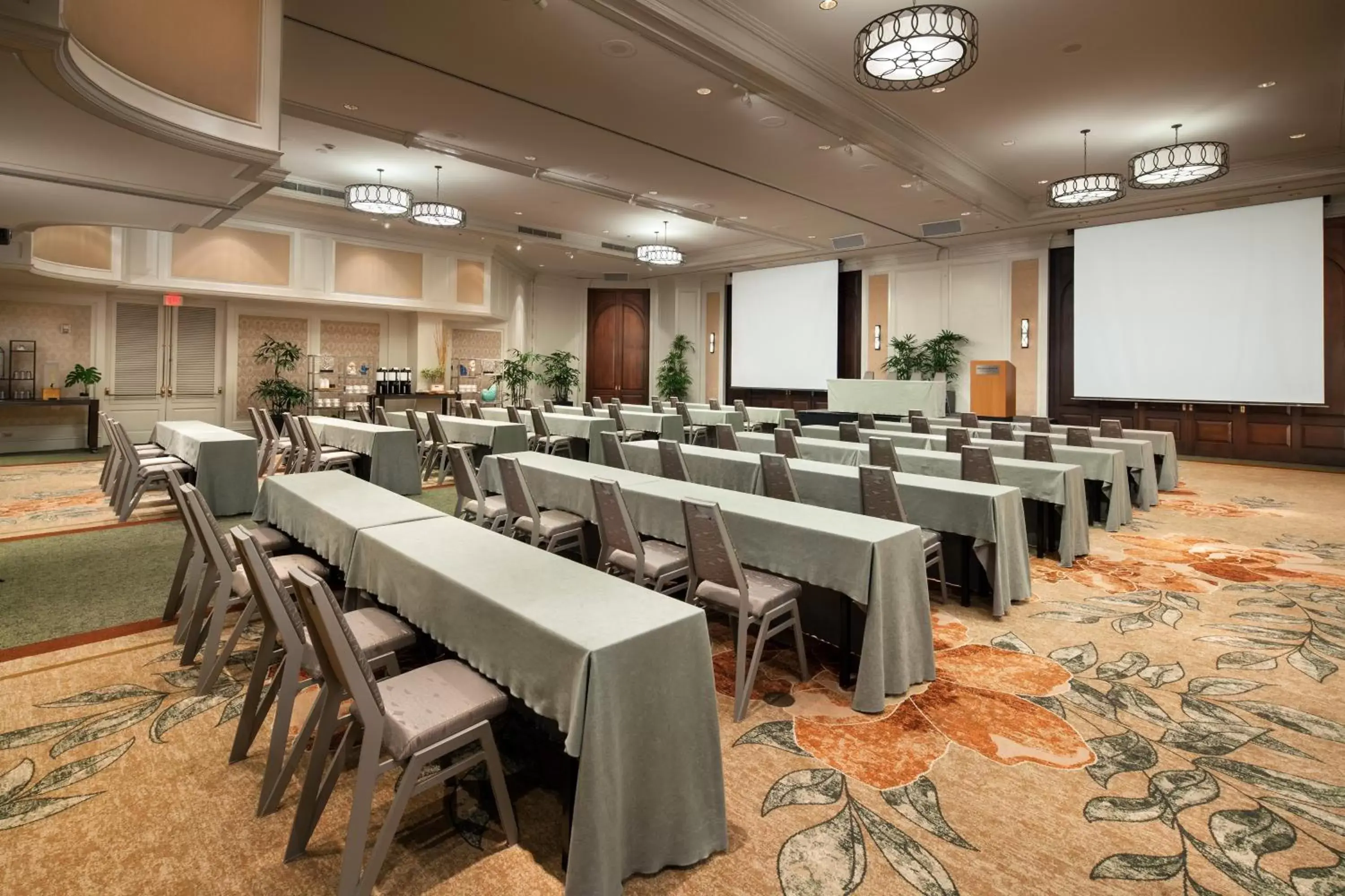 Meeting/conference room in Moana Surfrider, A Westin Resort & Spa, Waikiki Beach