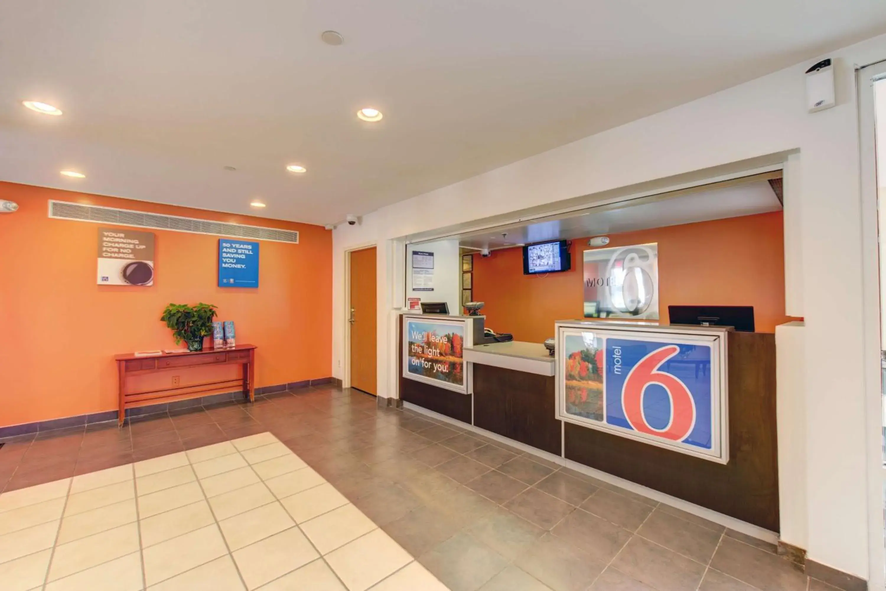 Property logo or sign, Lobby/Reception in Motel 6 Virginia Beach