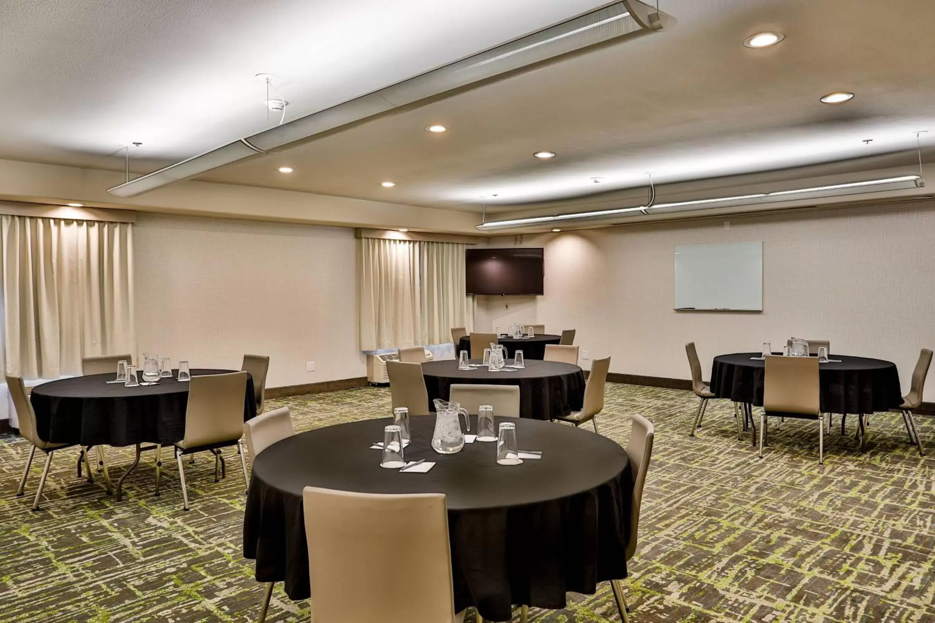 Meeting/conference room in SpringHill Suites Prescott