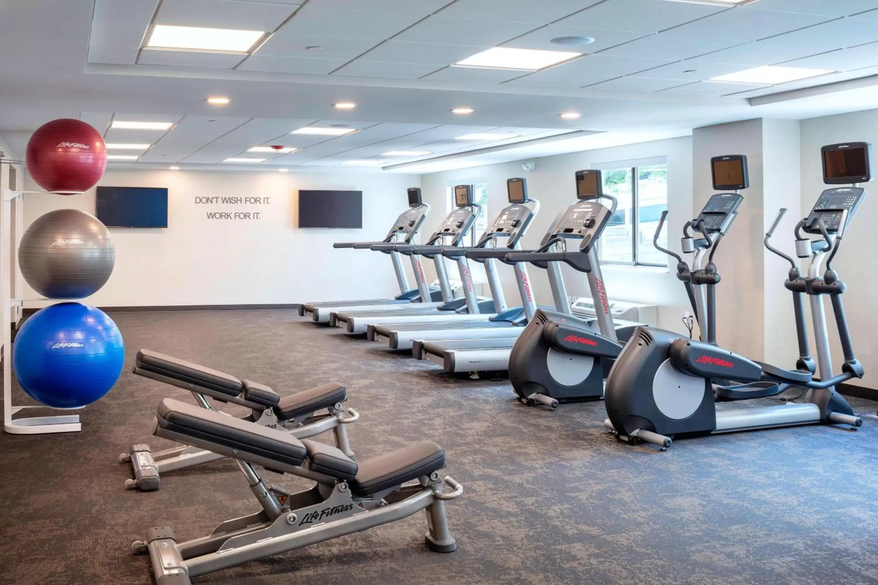 Fitness centre/facilities, Fitness Center/Facilities in Fairfield Inn & Suites by Marriott Providence Airport Warwick