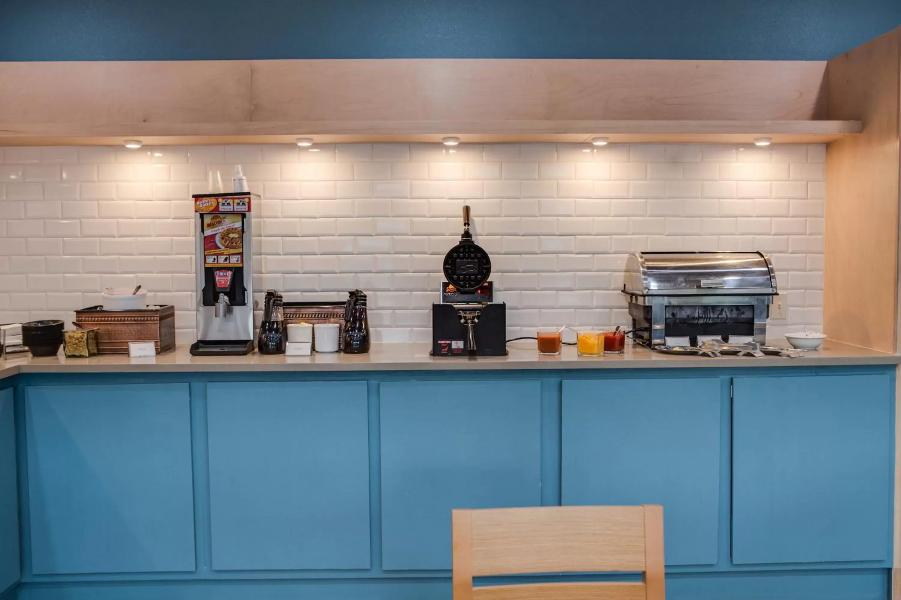 Breakfast in Country Inn & Suites by Radisson, Harlingen, TX Breakfast in Country Inn & Suites by Radisson, Harlingen, TX