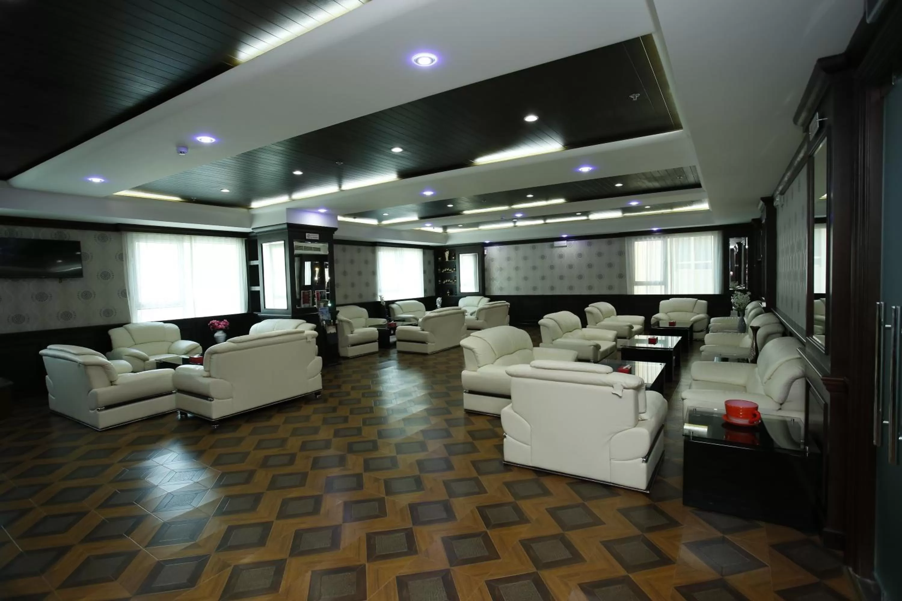 Lounge or bar in Crystal Palace Hotel