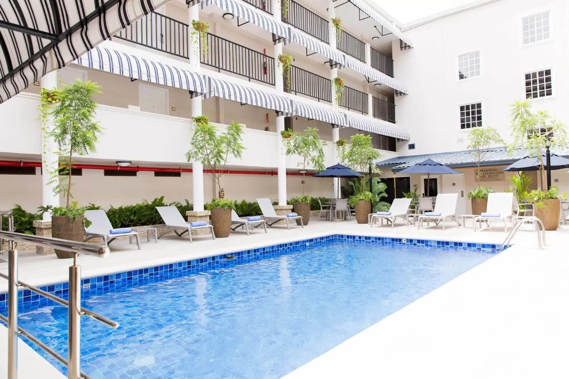 Swimming Pool in Best Western El Dorado Panama Hotel