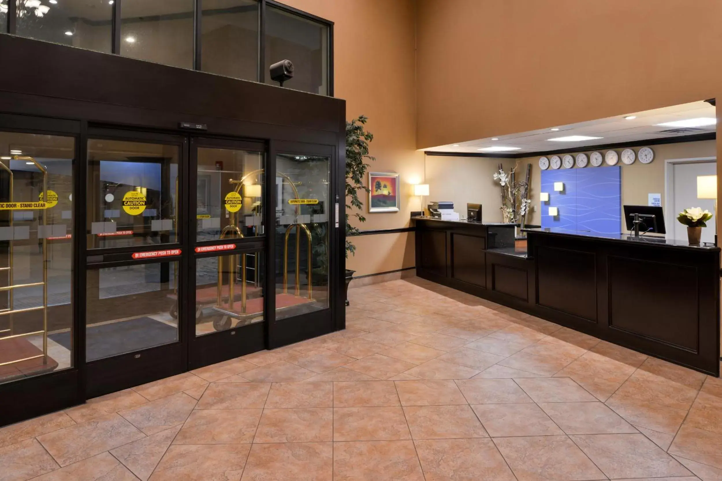 Lobby or reception in Hotel Chino Hills