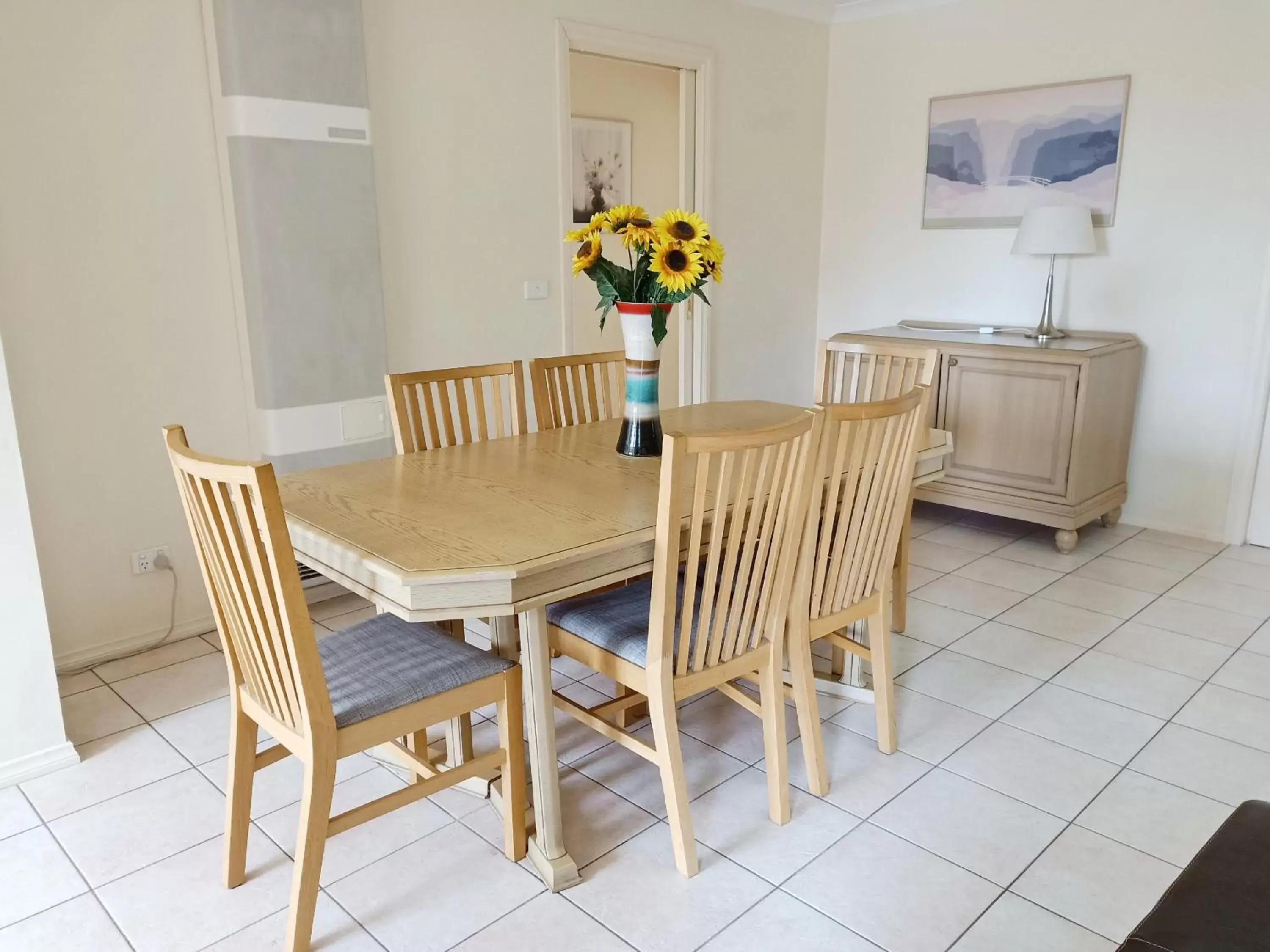 Dining Area in Glen Inn