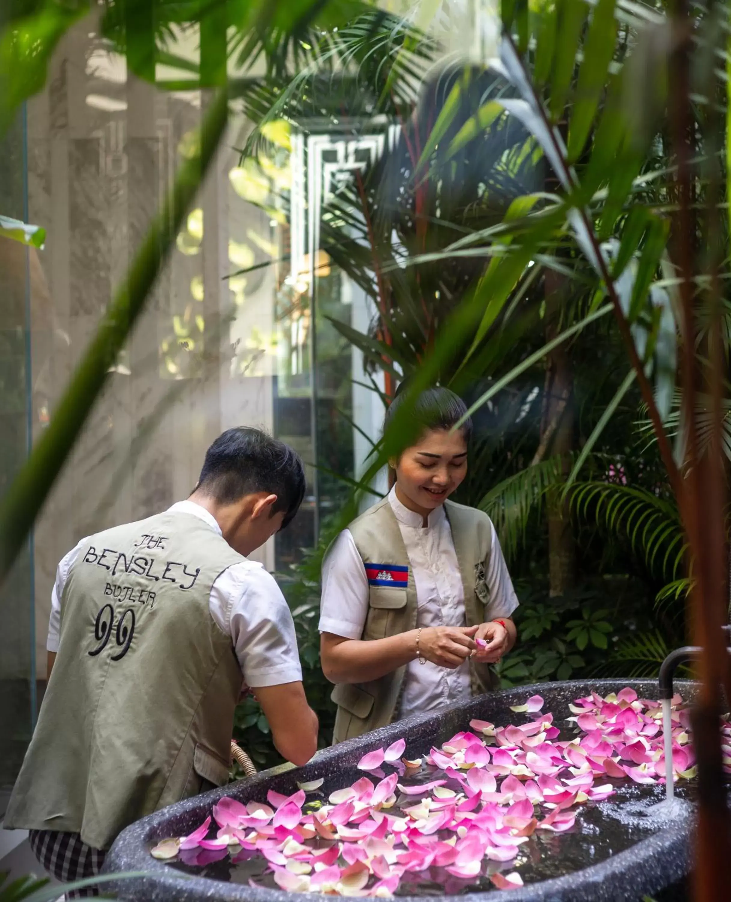 Bath in Shinta Mani Angkor & Bensley Collection Pool Villas