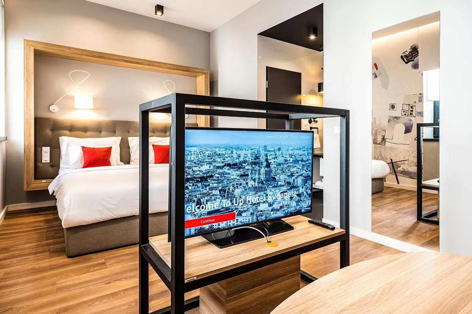 TV and multimedia, TV/Entertainment Center in Up Hotel Budapest