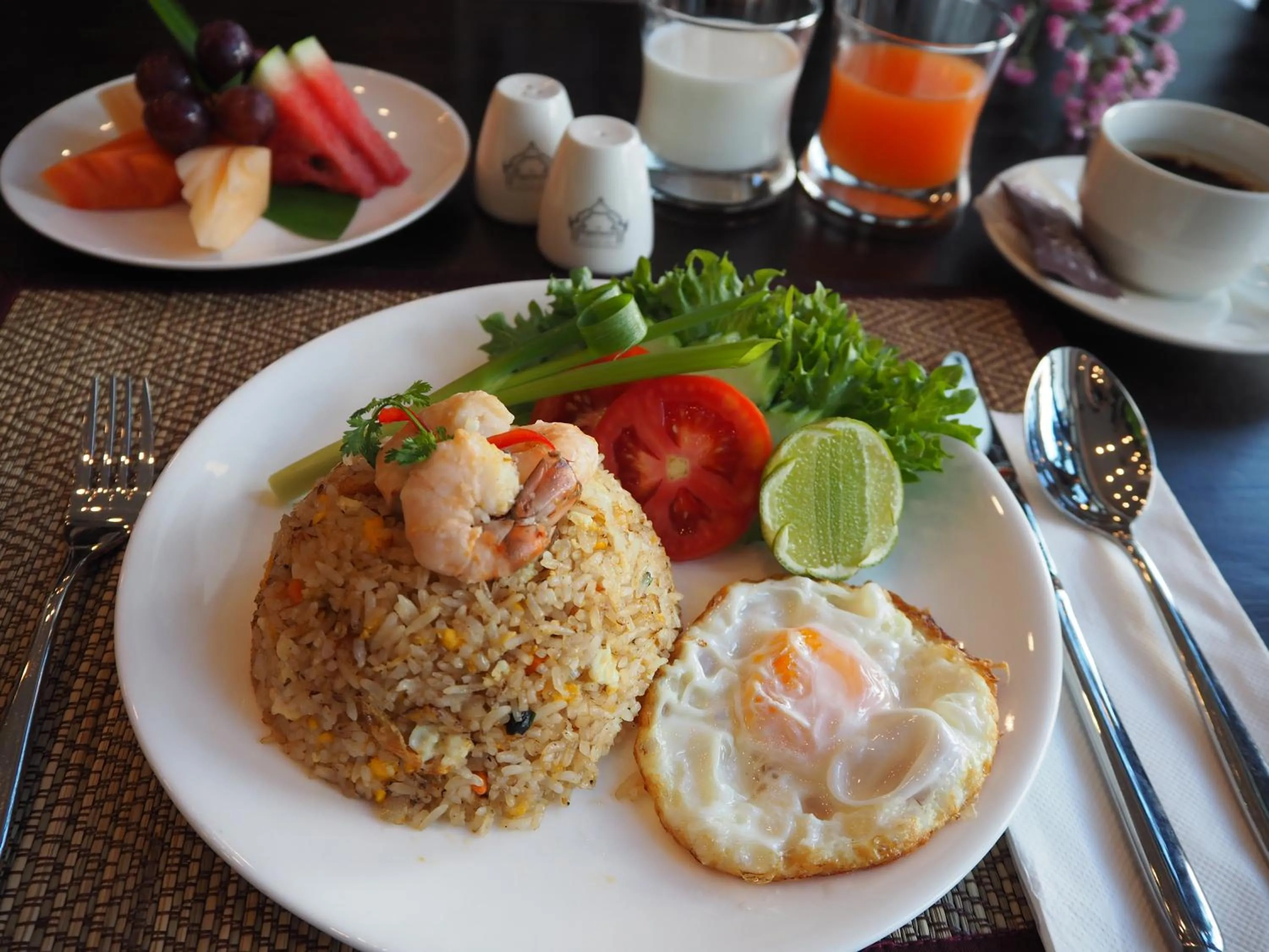 Restaurant/places to eat in The Experience Walking Street Chiang Mai