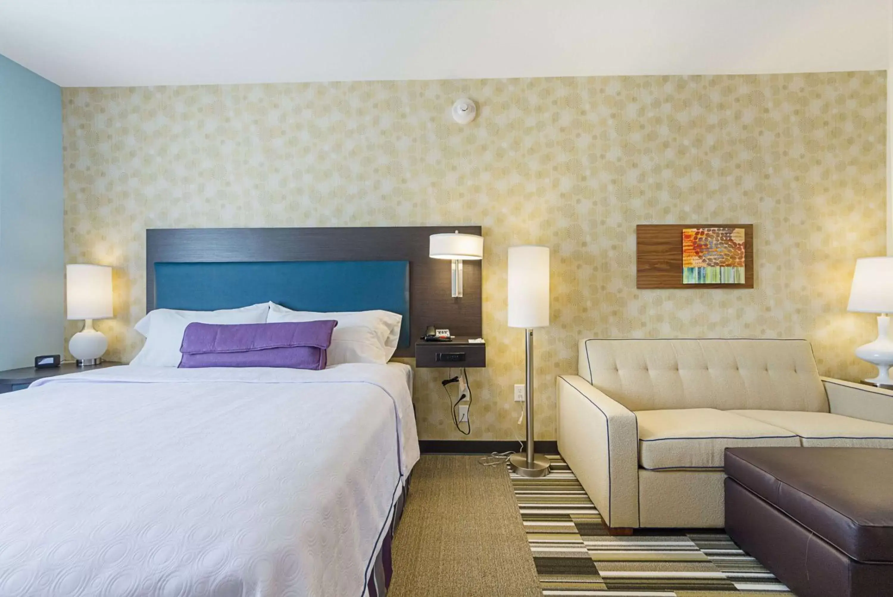 Living room, Bed in Home2 Suites By Hilton Oklahoma City Yukon Living room, Bed in Home2 Suites By Hilton Oklahoma City Yukon