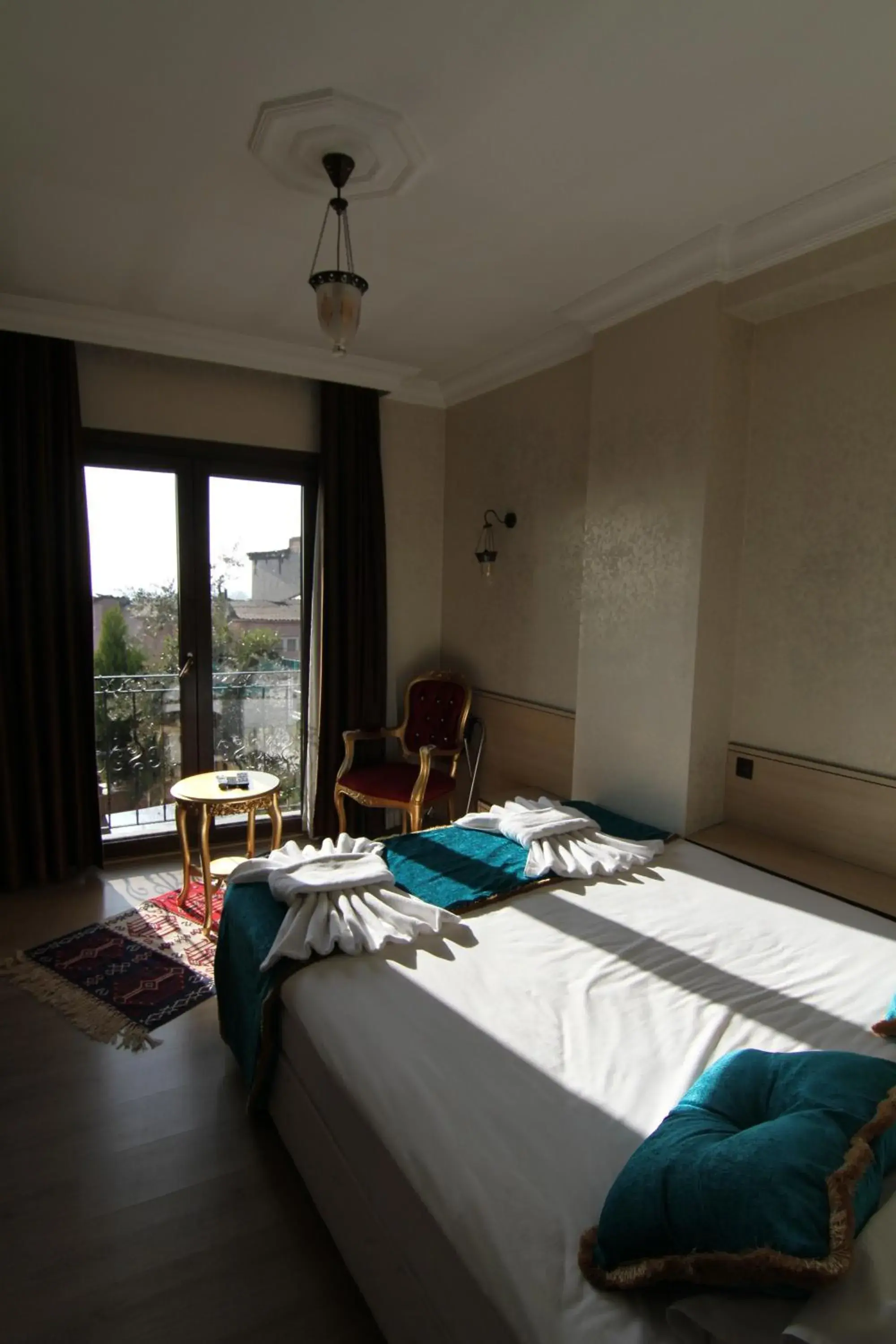 Photo of the whole room in Art City Hotel Istanbul