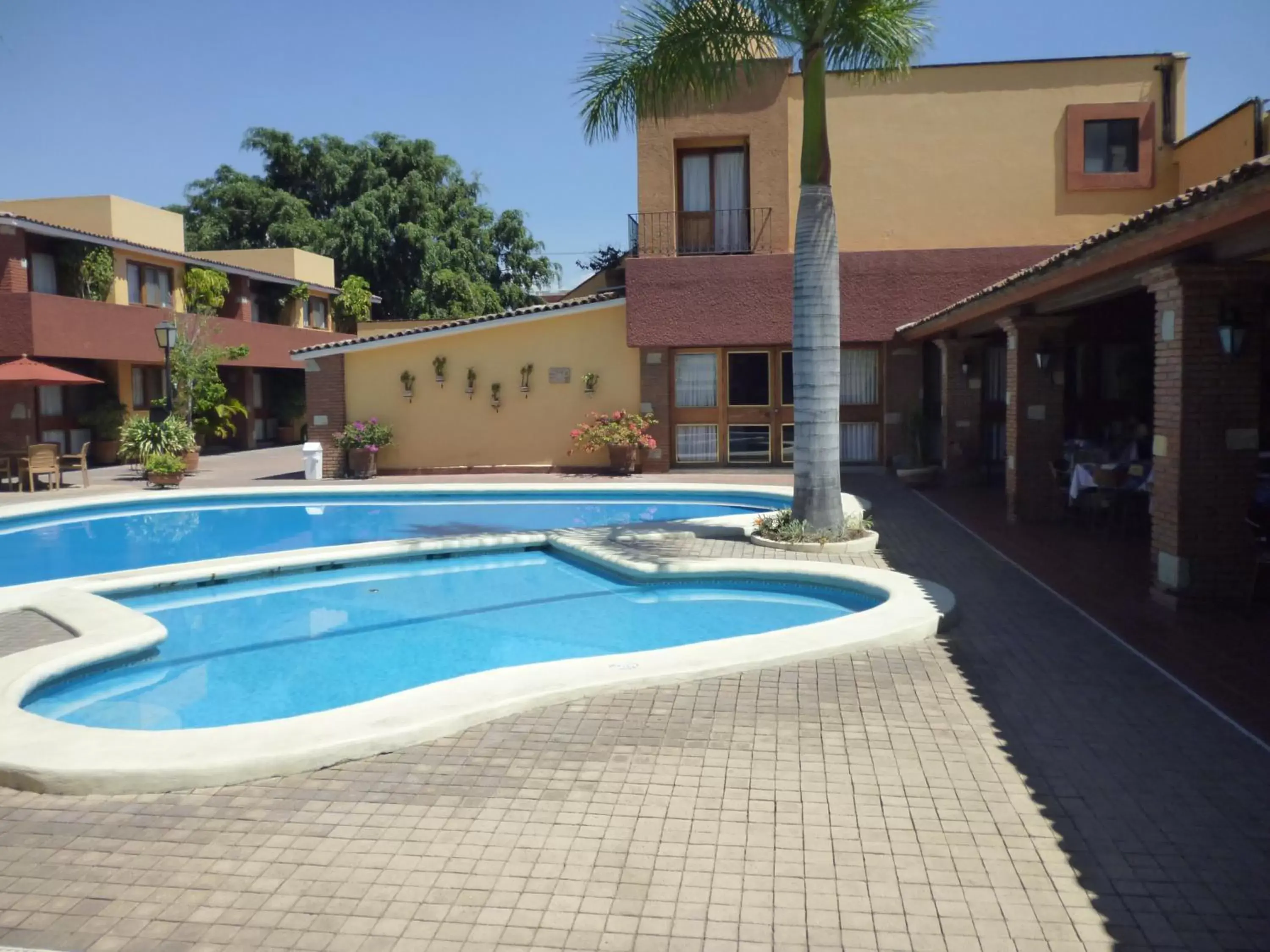 Swimming Pool in Hotel Hacienda