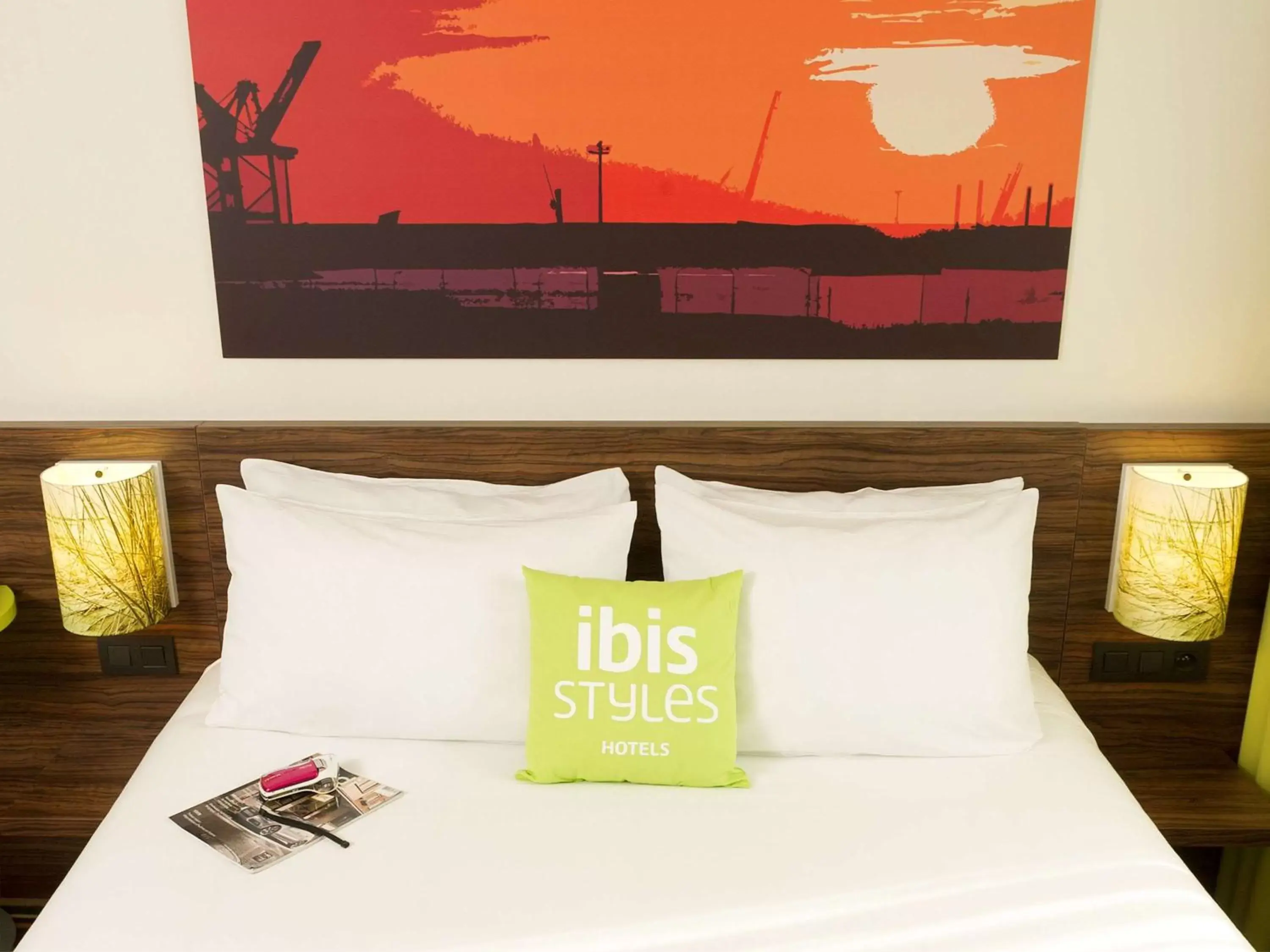 Photo of the whole room, Bed in ibis Styles Zeebrugge