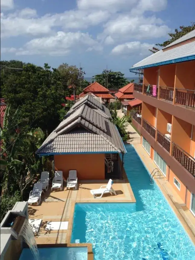 Pool View in Lanta Fevrier Resort