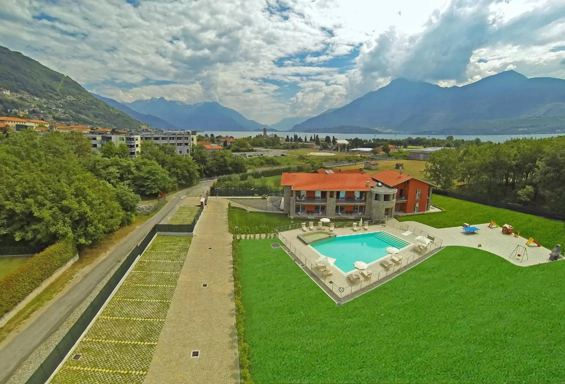 Day, Pool View in Residence Villa Paradiso