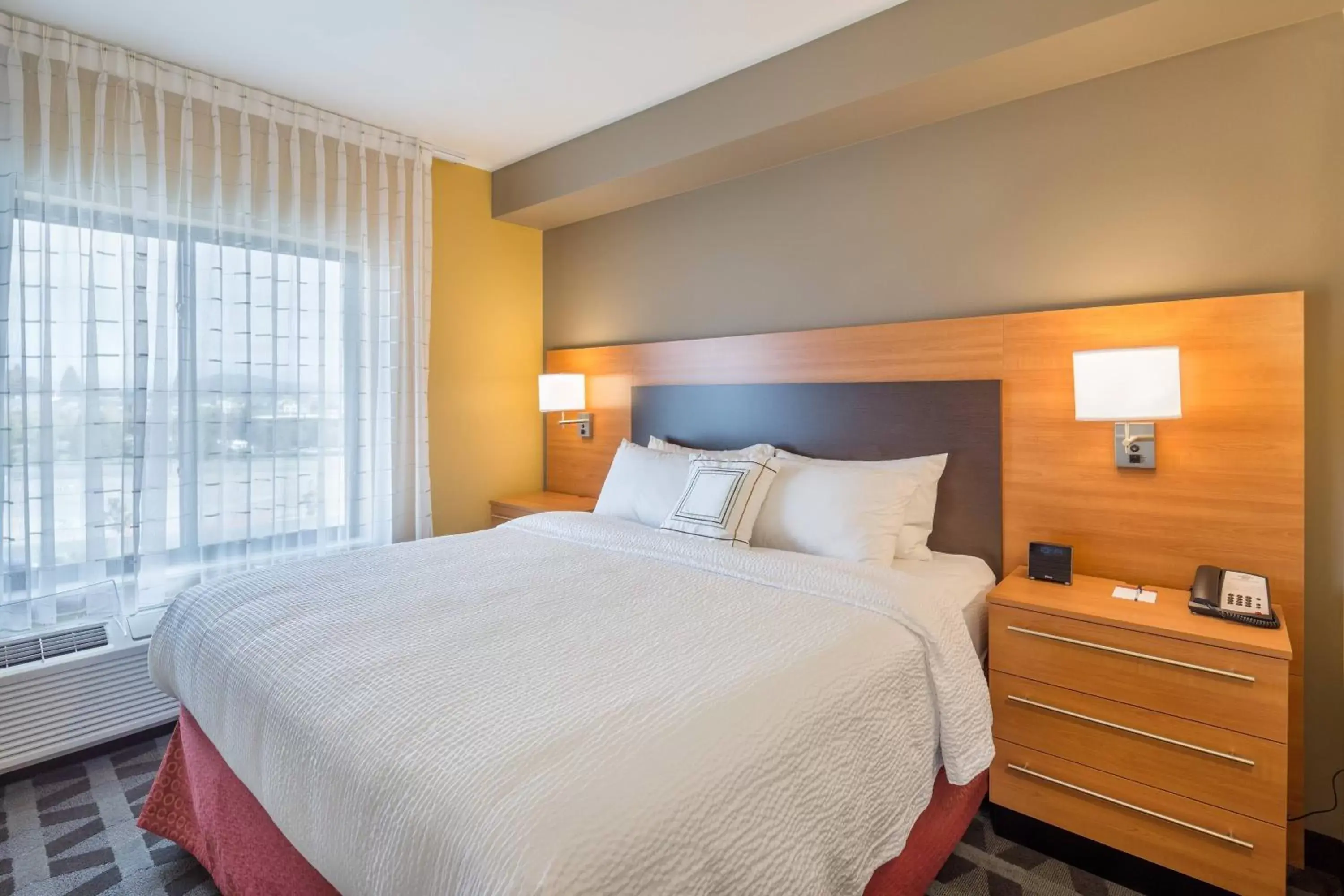 Bedroom, Bed in TownePlace by Marriott Suites Portland Vancouver