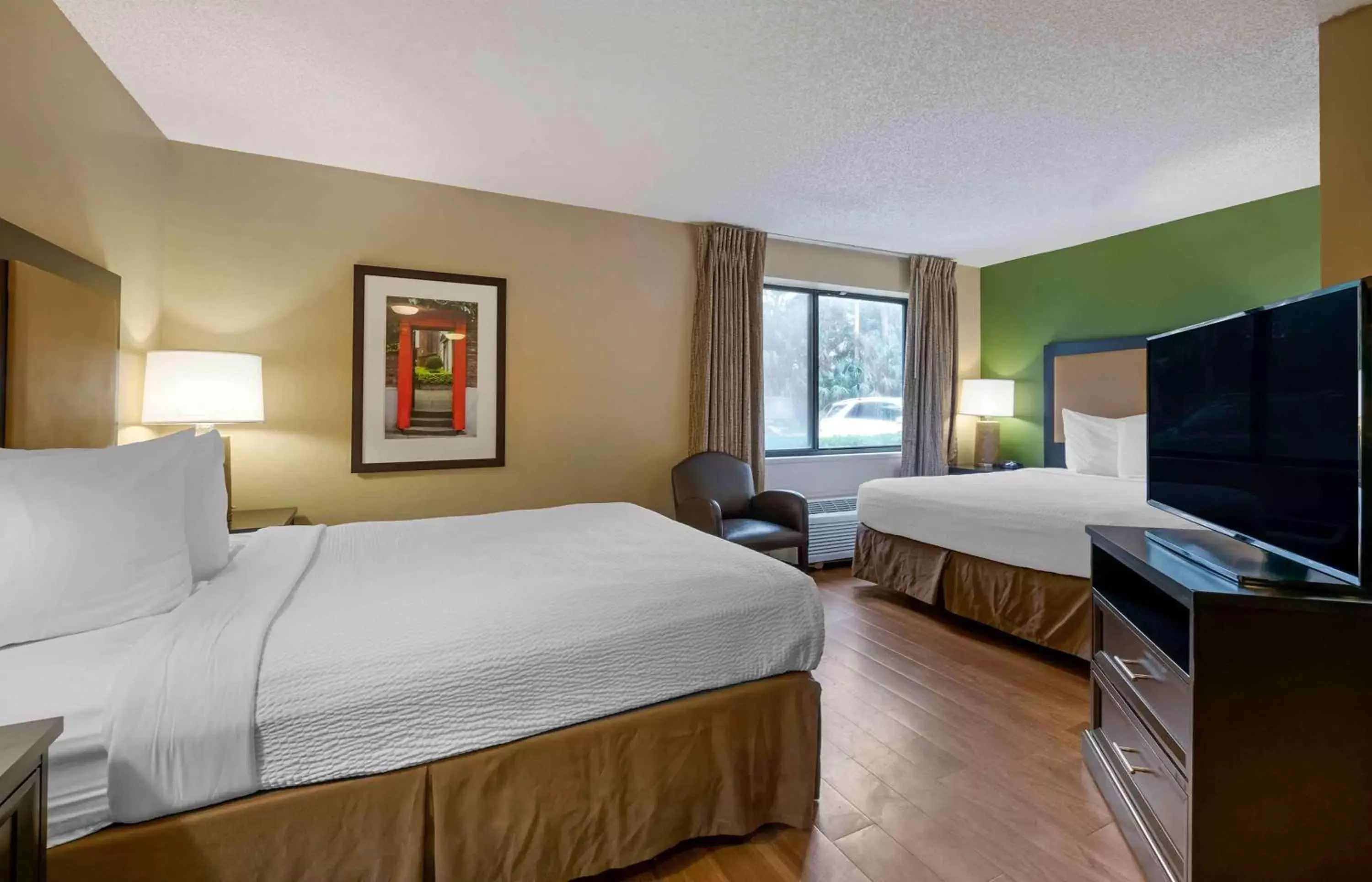 Bedroom, Bed in Extended Stay America Suites - Daytona Beach - International Speedway