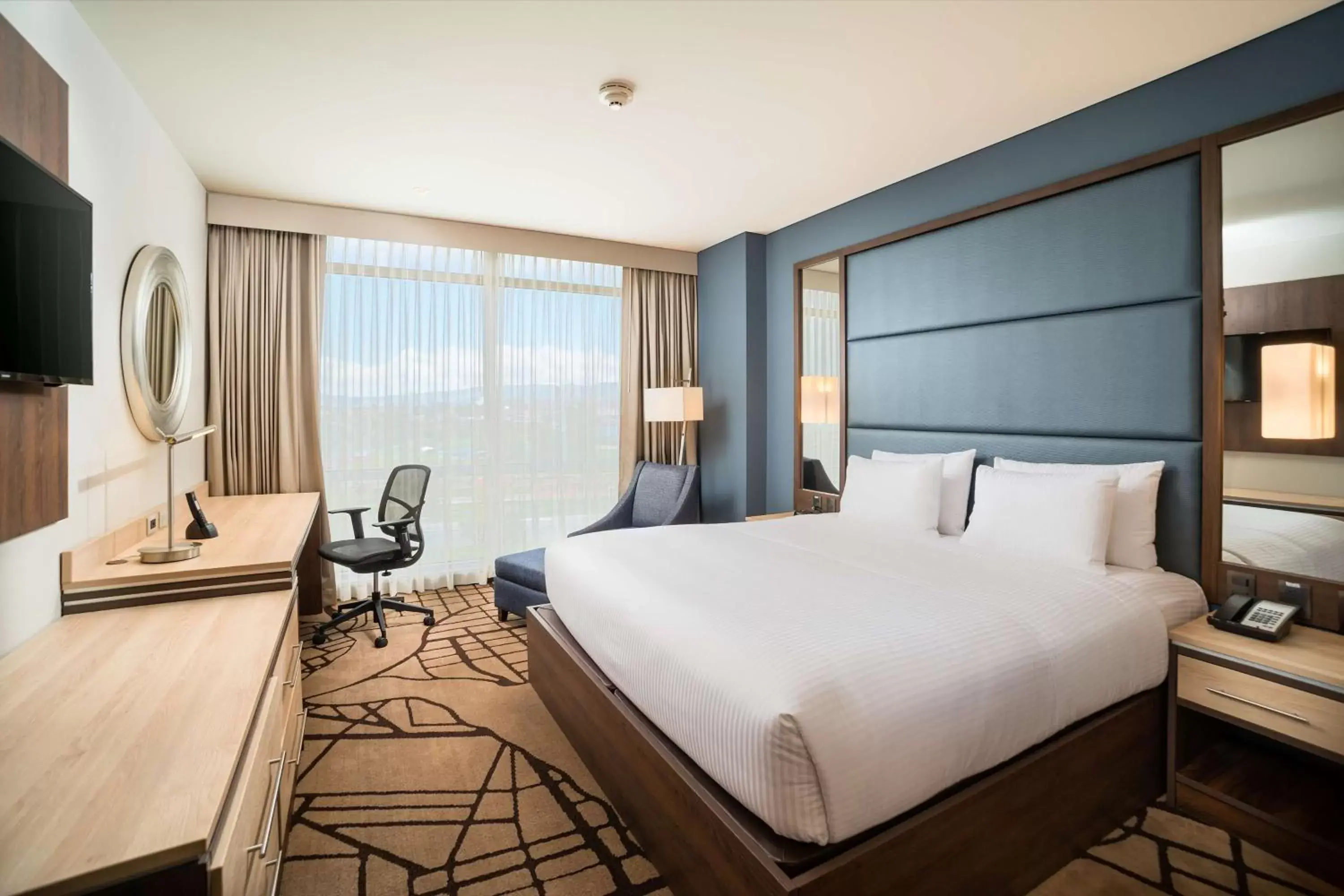 Bedroom, Bed in Hilton Garden Inn Bogota Airport
