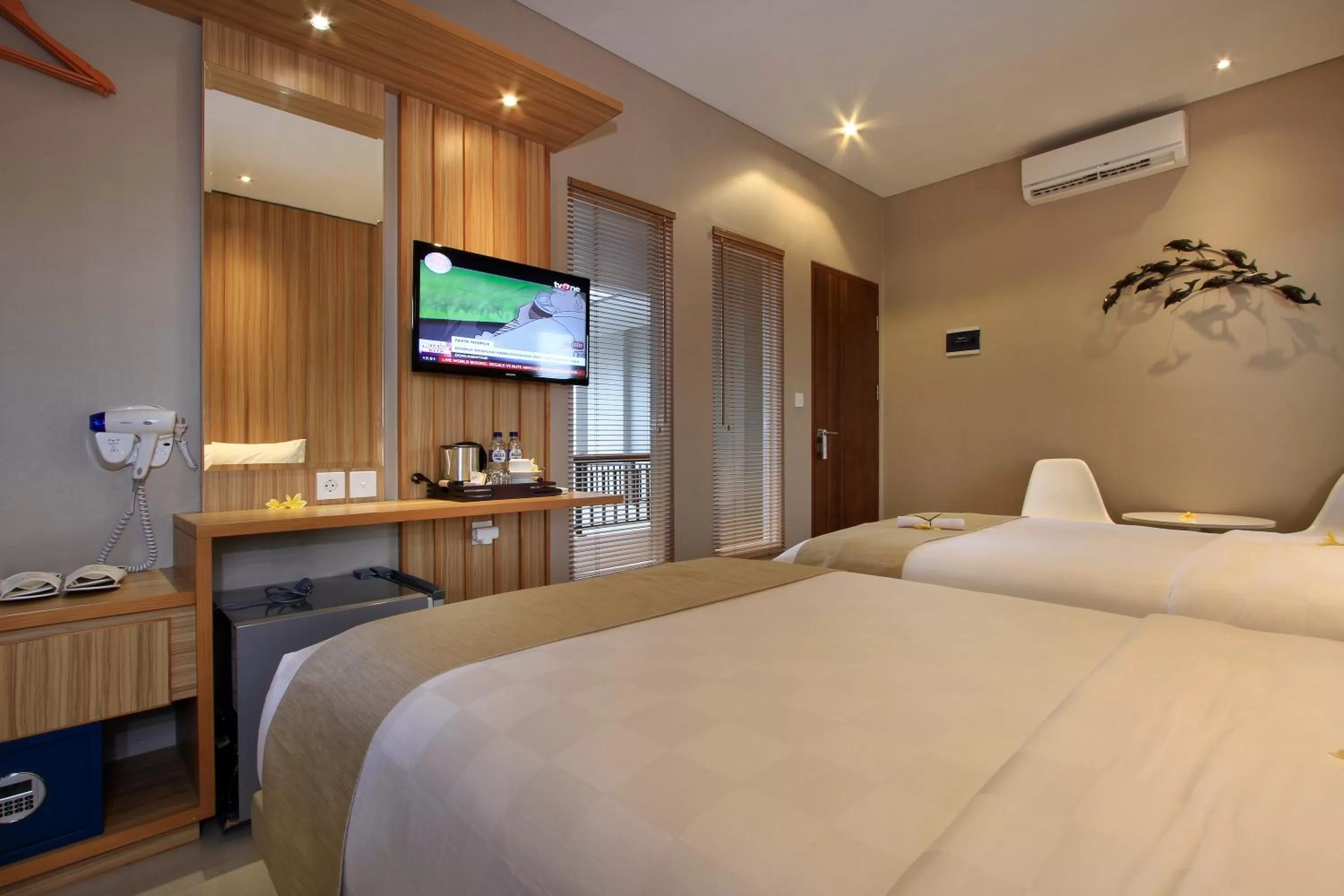 Photo of the whole room, Bed in Puri Padma Hotel