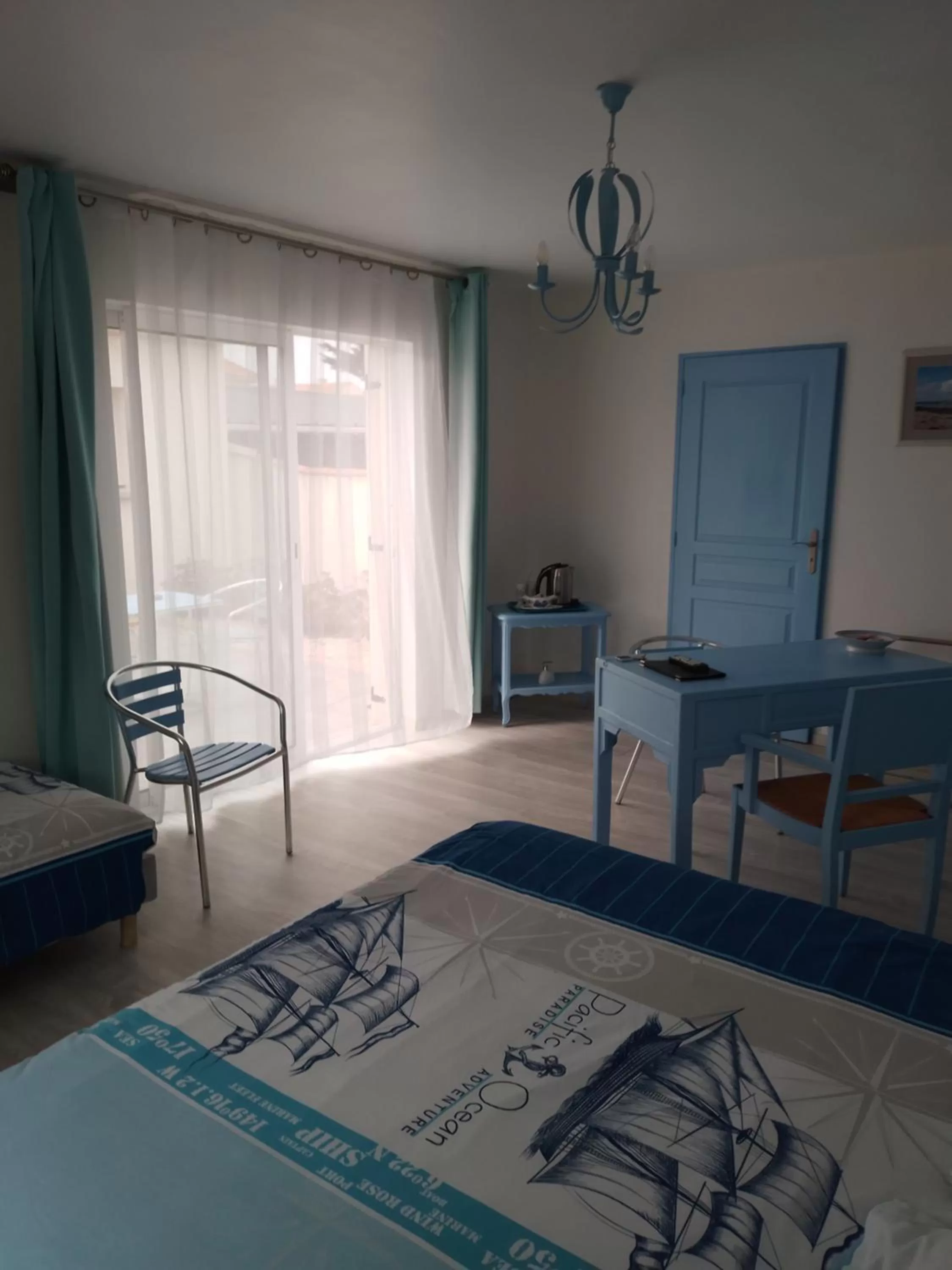 View (from property/room), Bed in la pêcherie bord de mer