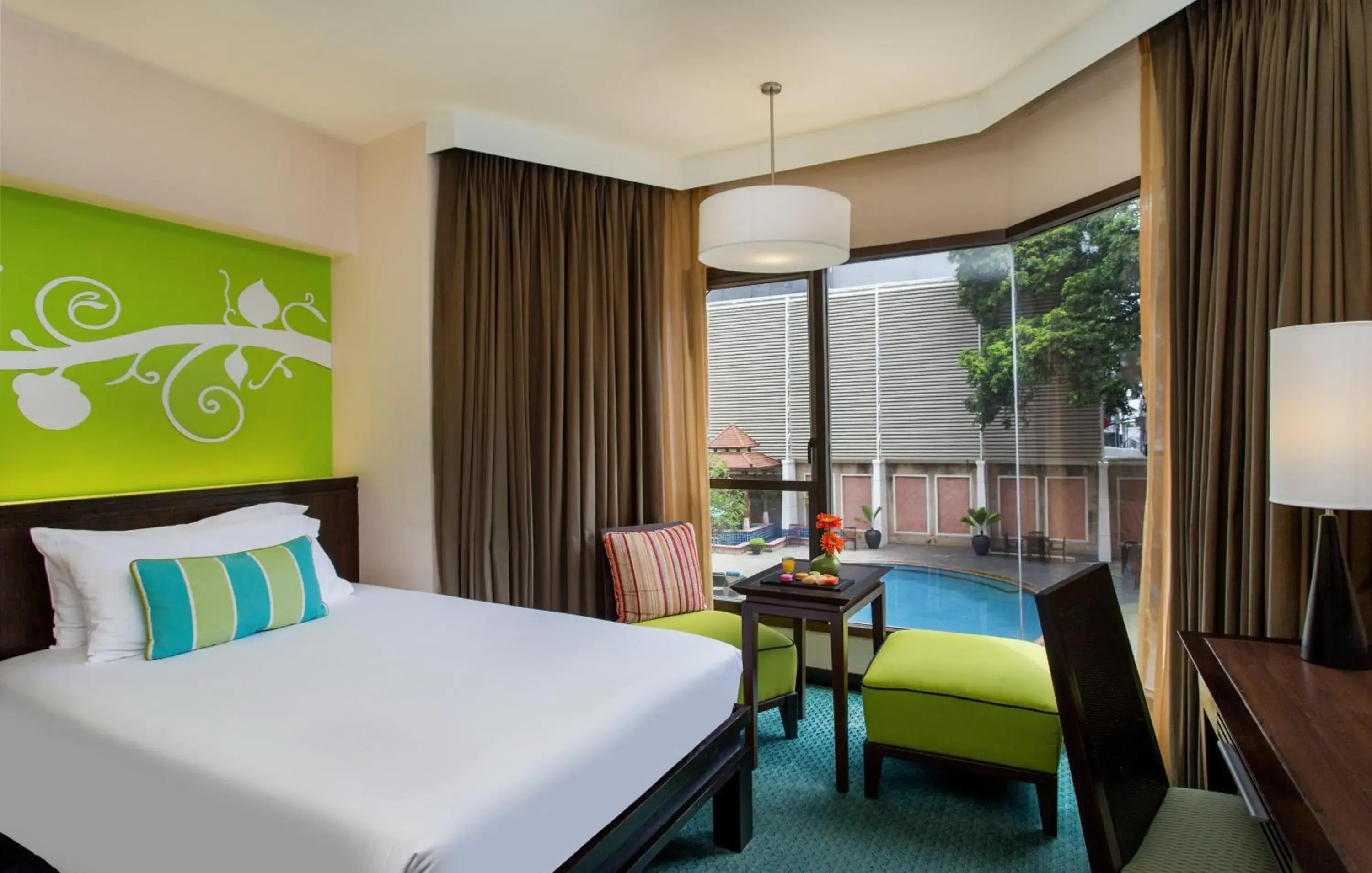 Deluxe Twin Room with Pool View in The Bayview Hotel Pattaya