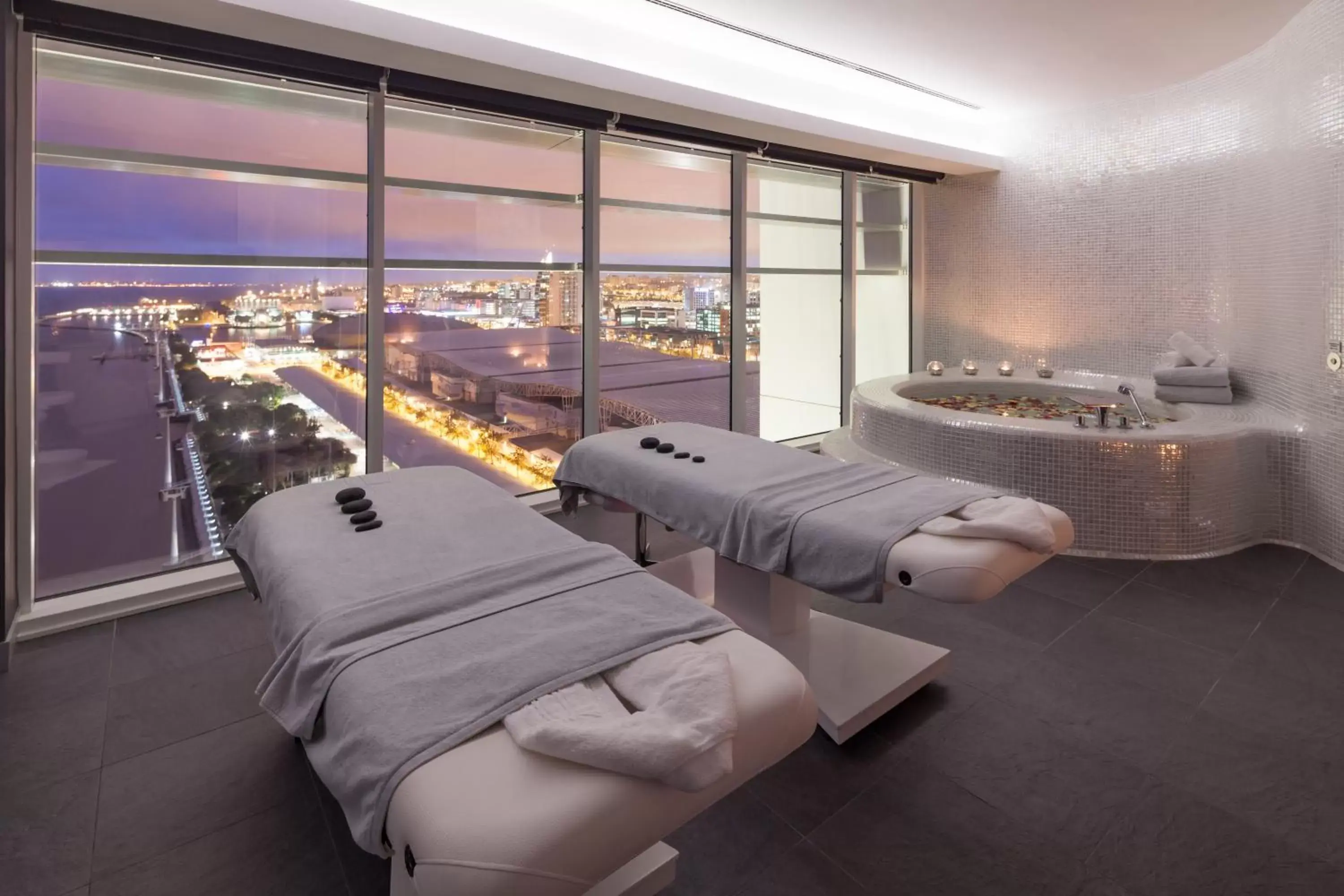 Massage, Spa/Wellness in MYRIAD by SANA Hotels