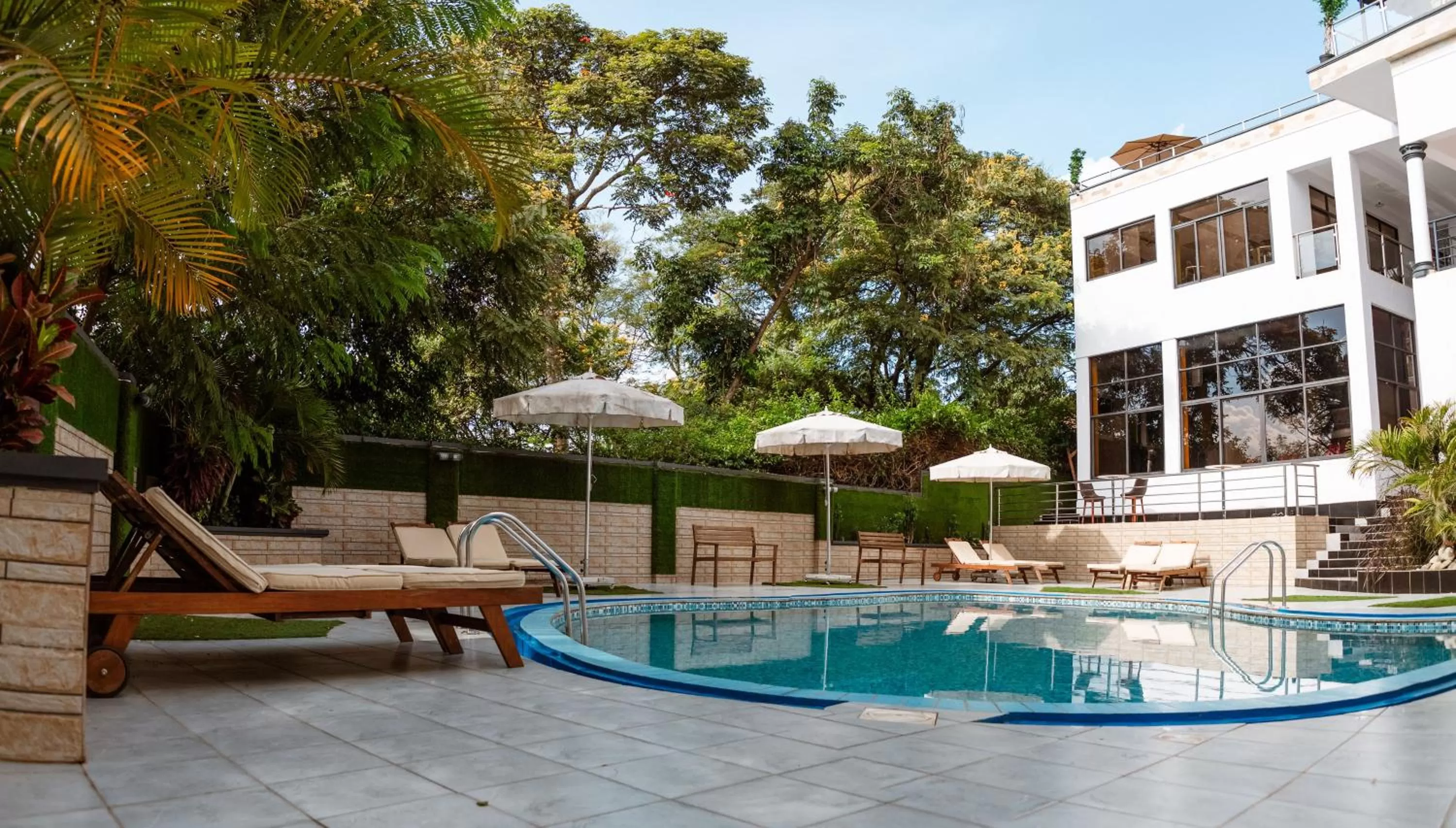 Swimming pool in Ndaru Luxury Suites