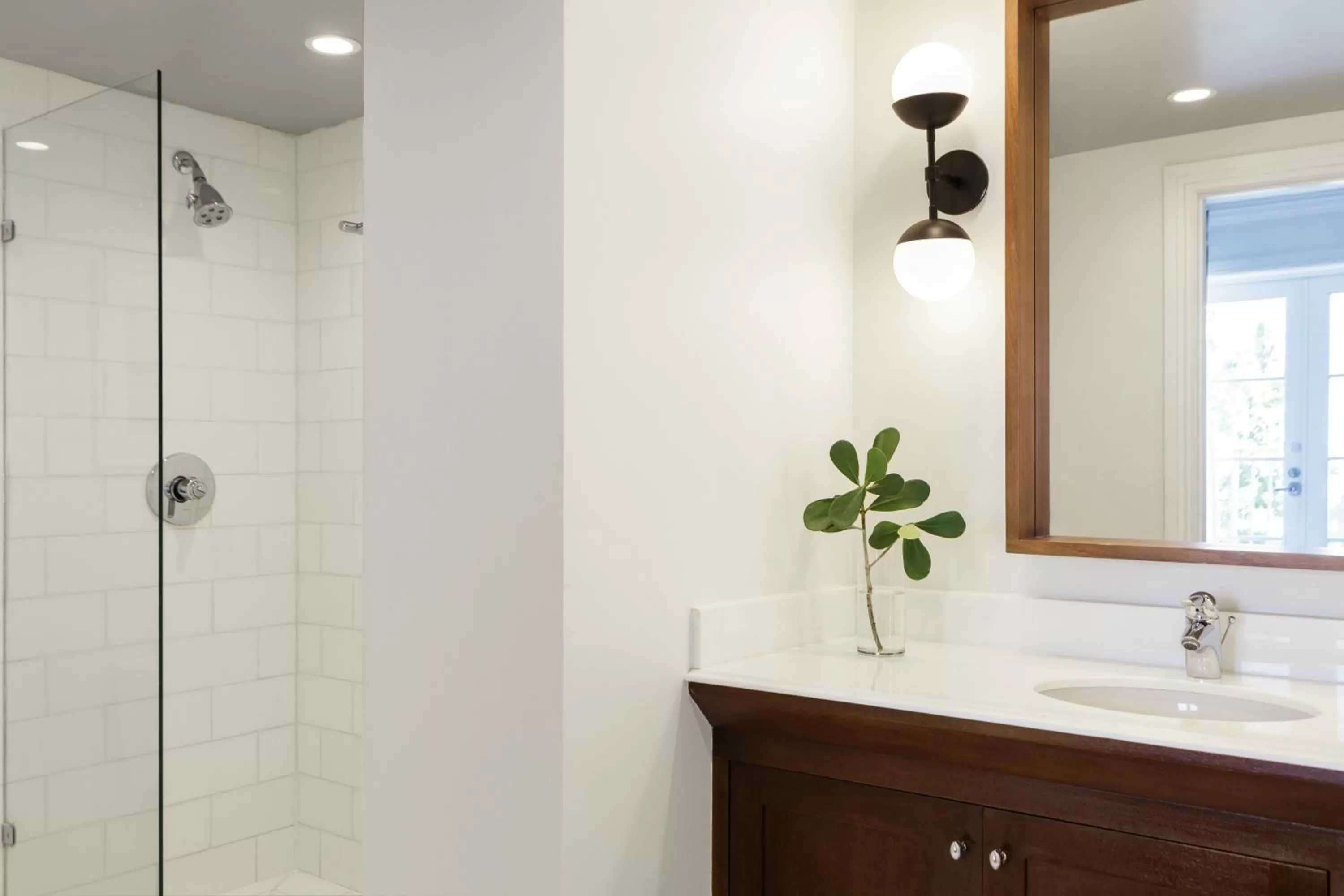 Bathroom in Kimpton Angler’s Hotel South Beach by IHG