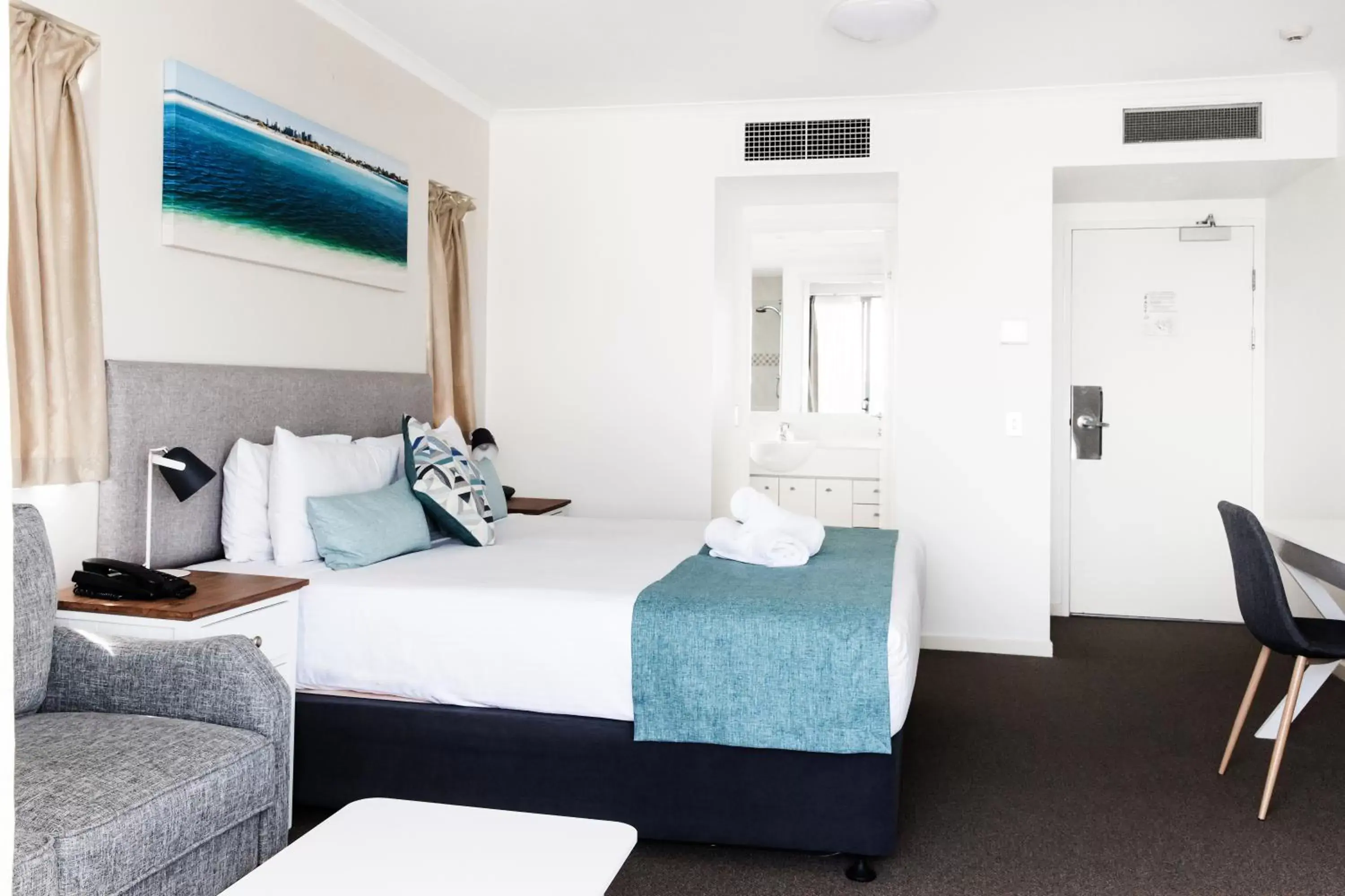 Bed in Ocean Views Resort Caloundra