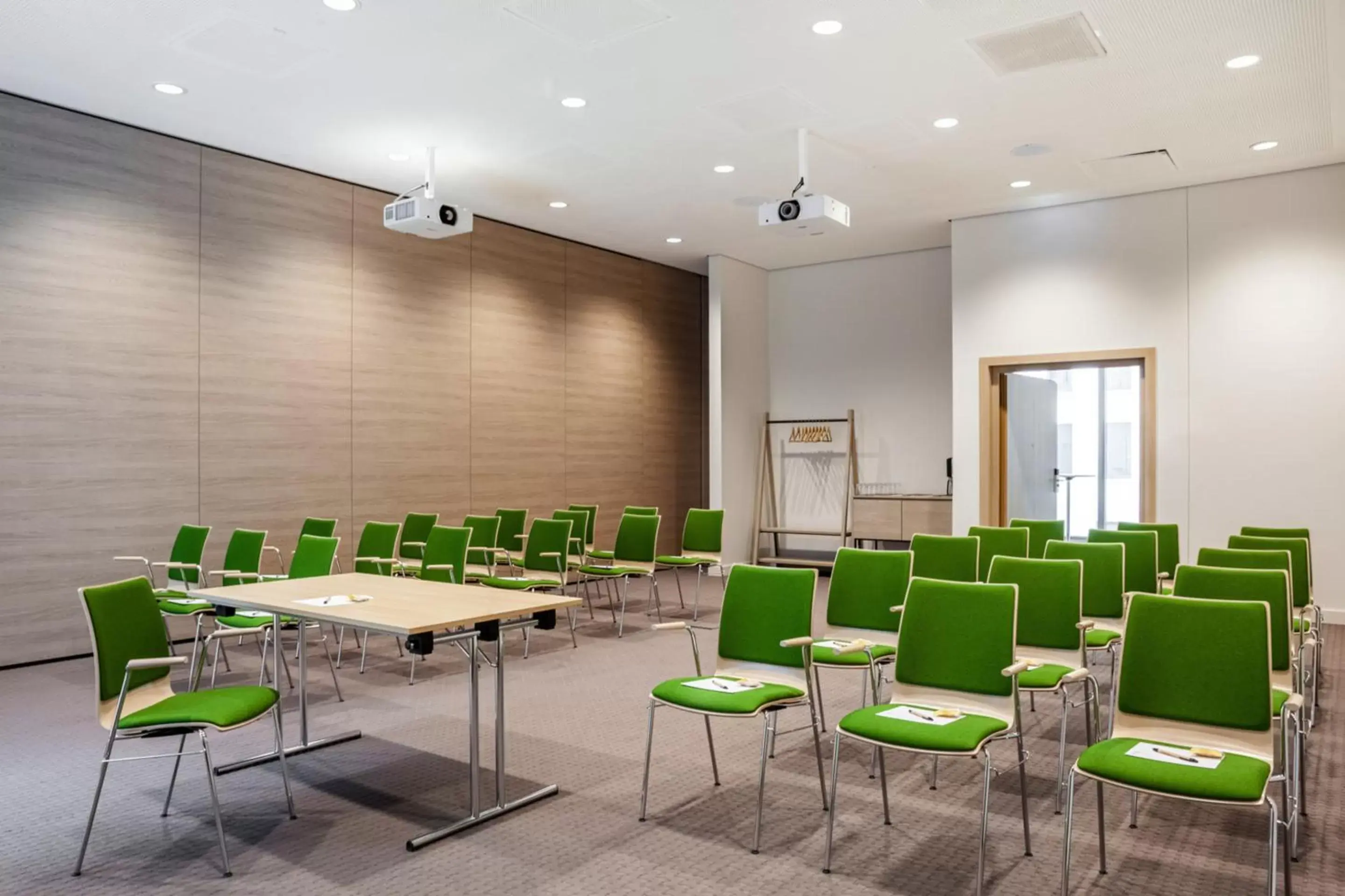 Meeting/conference room in IntercityHotel Karlsruhe