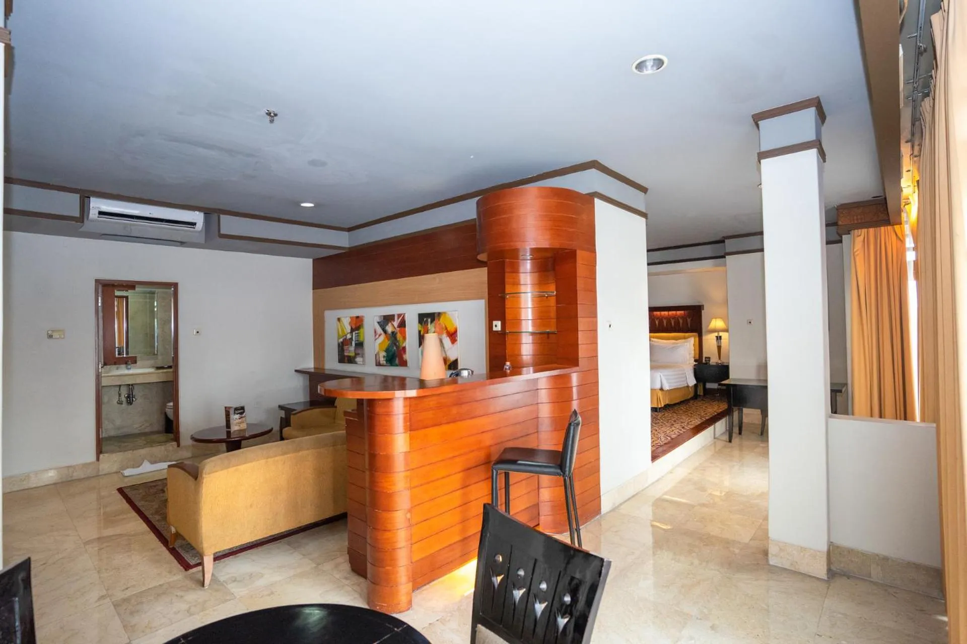 Seating area in Hotel Savoy Homann