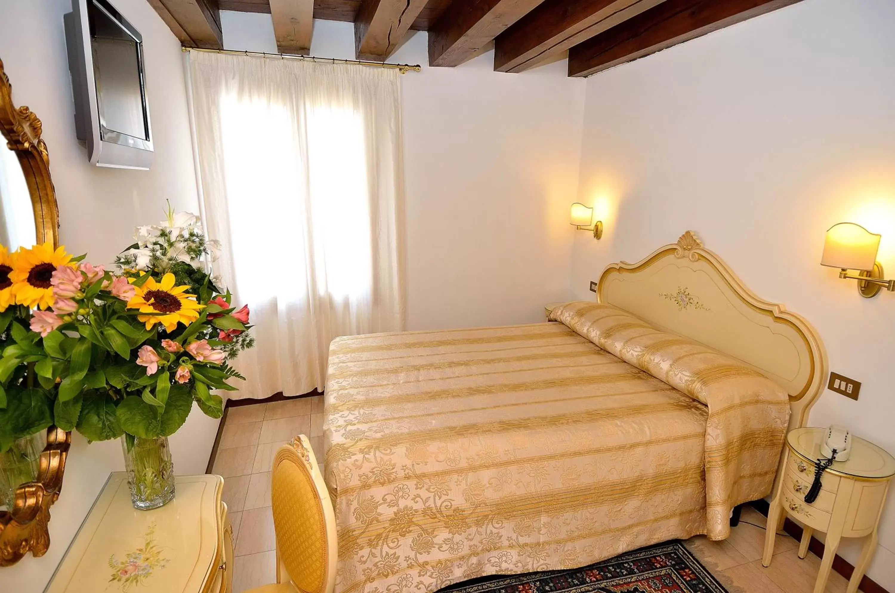 Bed in Hotel Orion Bed in Hotel Orion