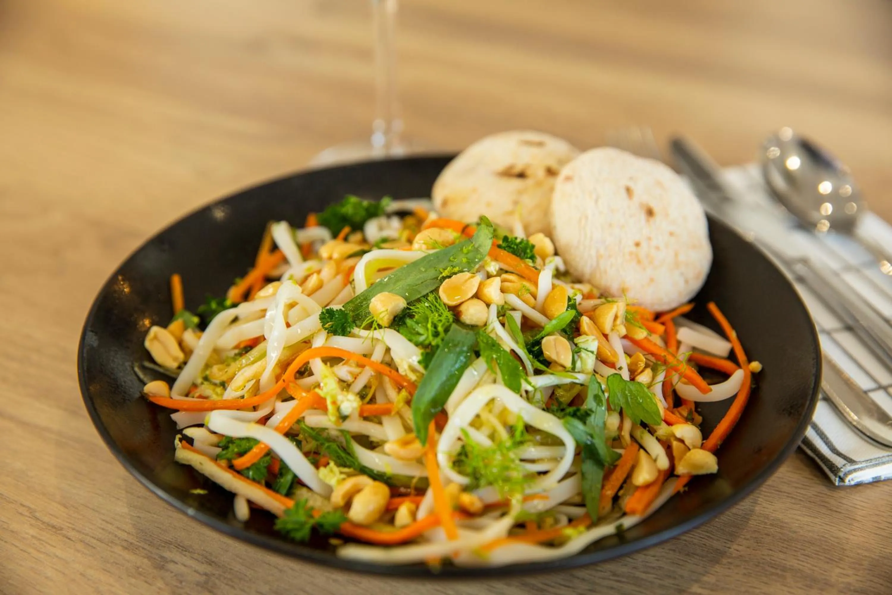 Restaurant/places to eat in Mercure Paris Porte d'Orleans