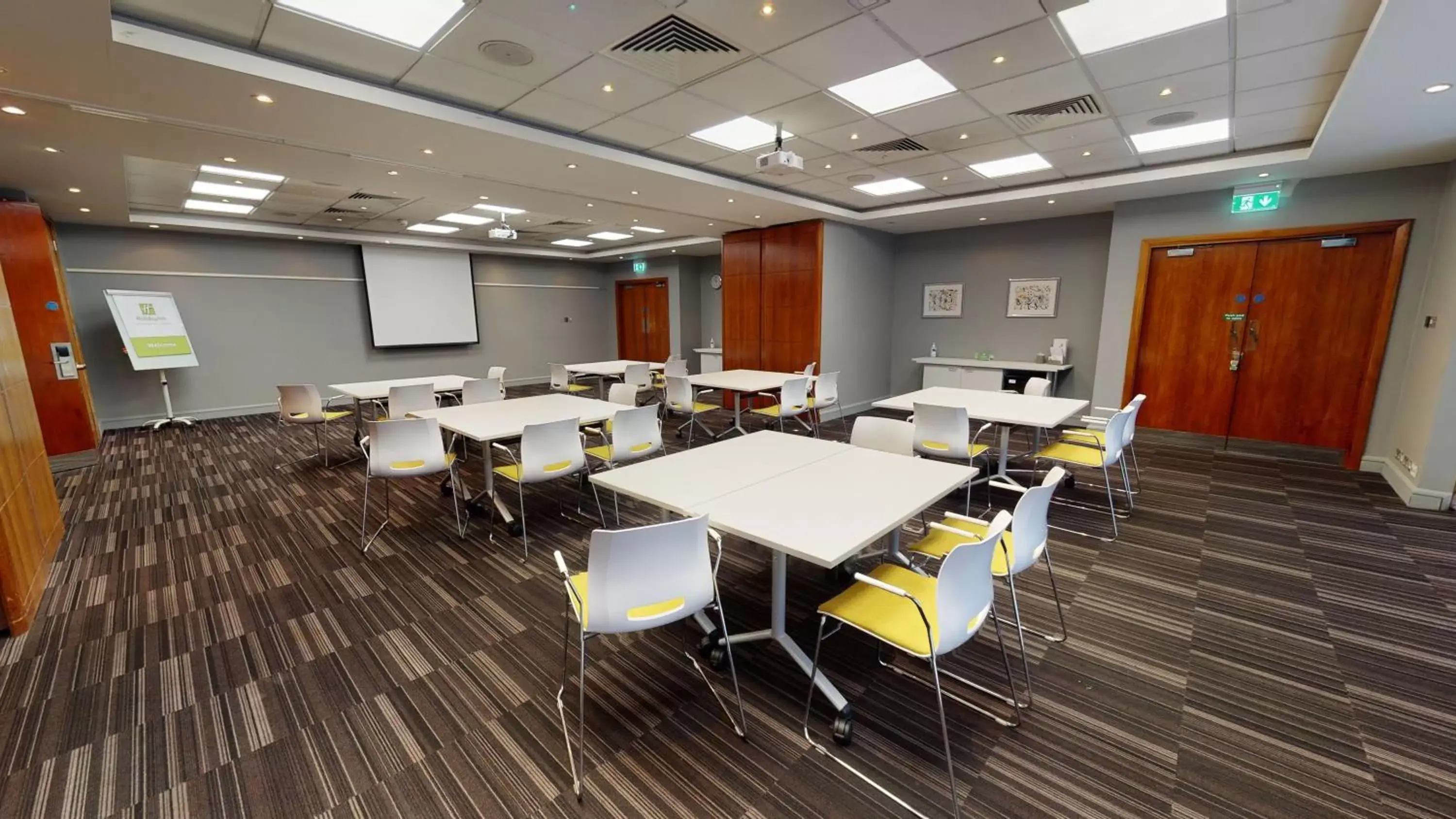 Meeting/conference room in Holiday Inn Milton Keynes Central, an IHG Hotel