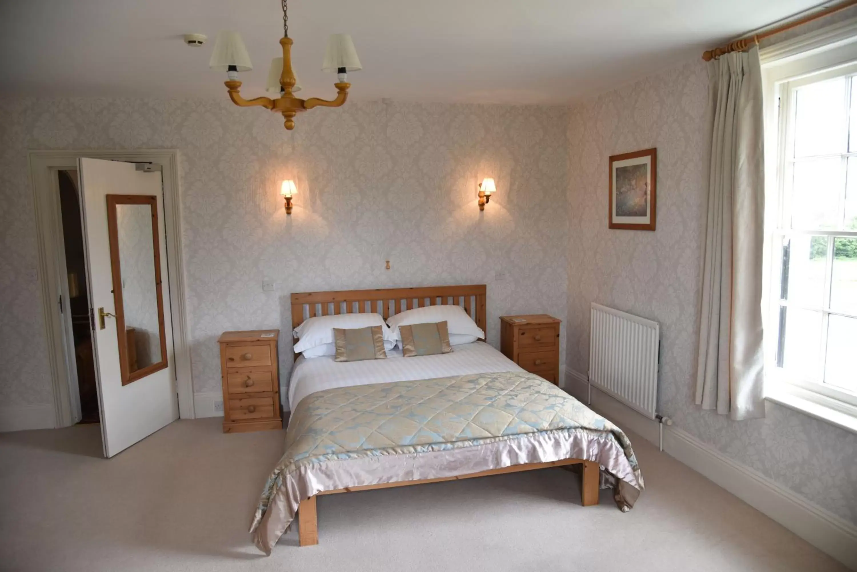 Bedroom, Bed in Lower Bryanston Farm