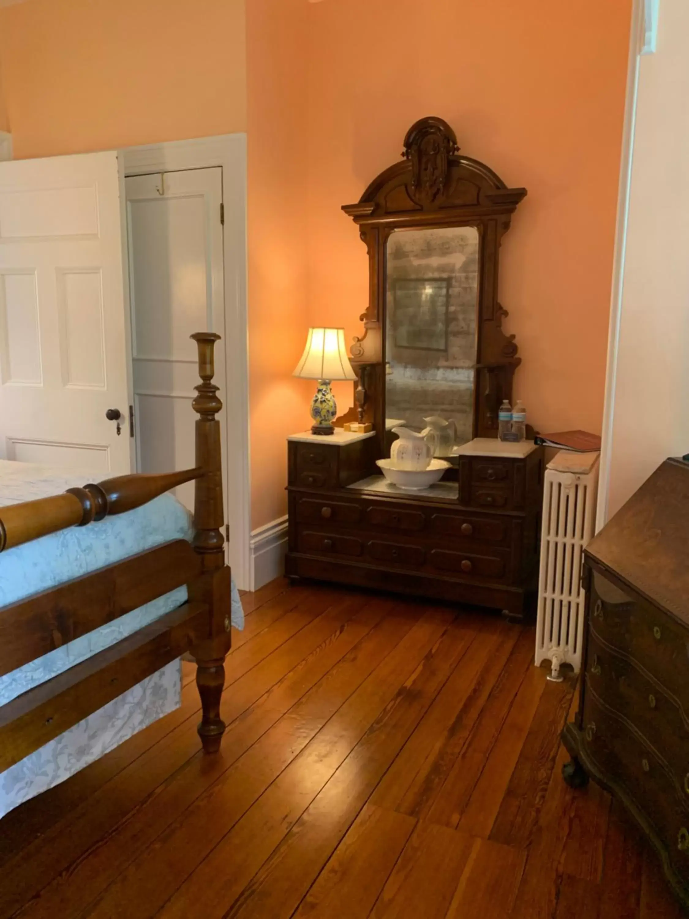 Bedroom in Delano Homestead Bed and Breakfast