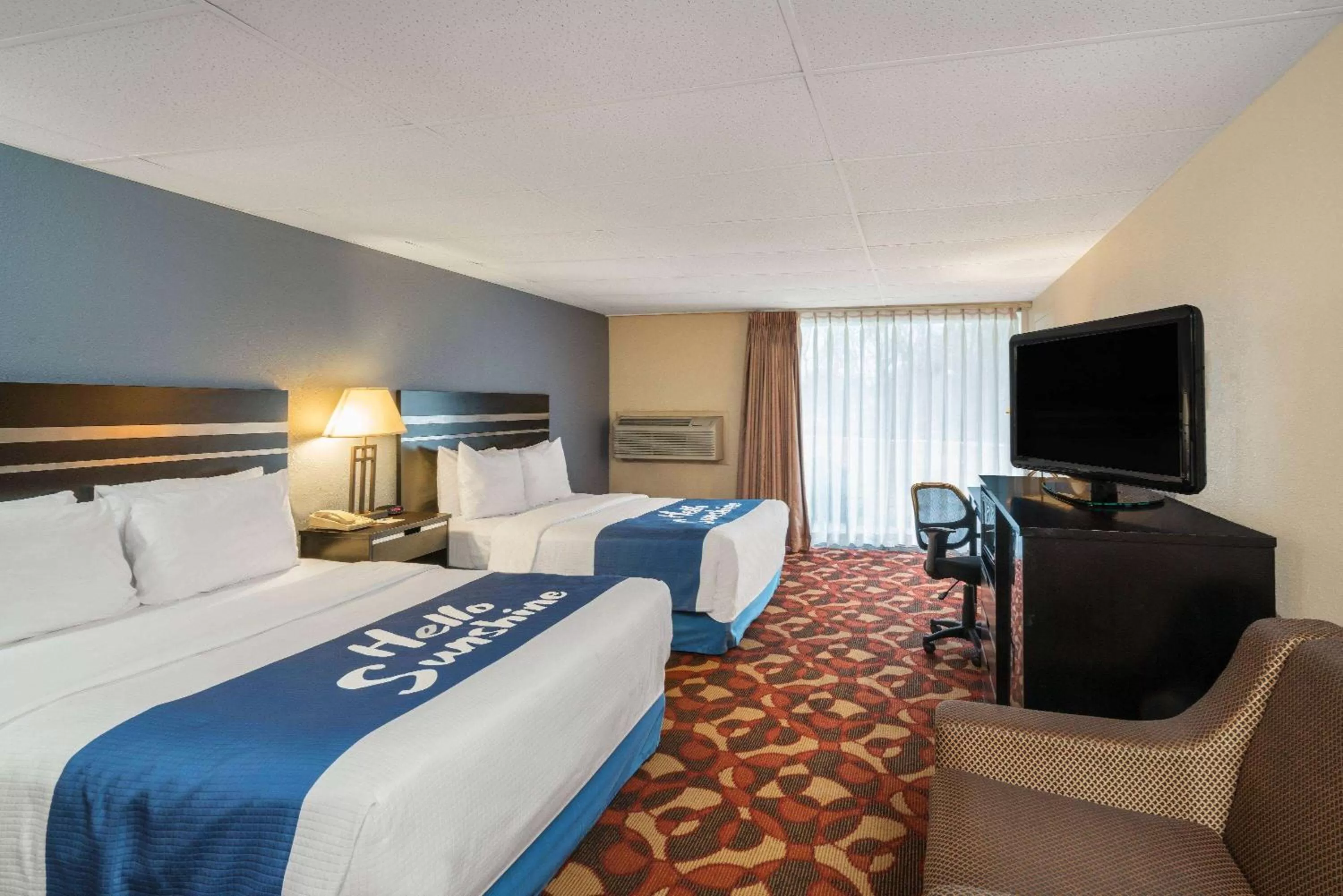 Photo of the whole room, Bed in Days Inn By Wyndham Carlisle North