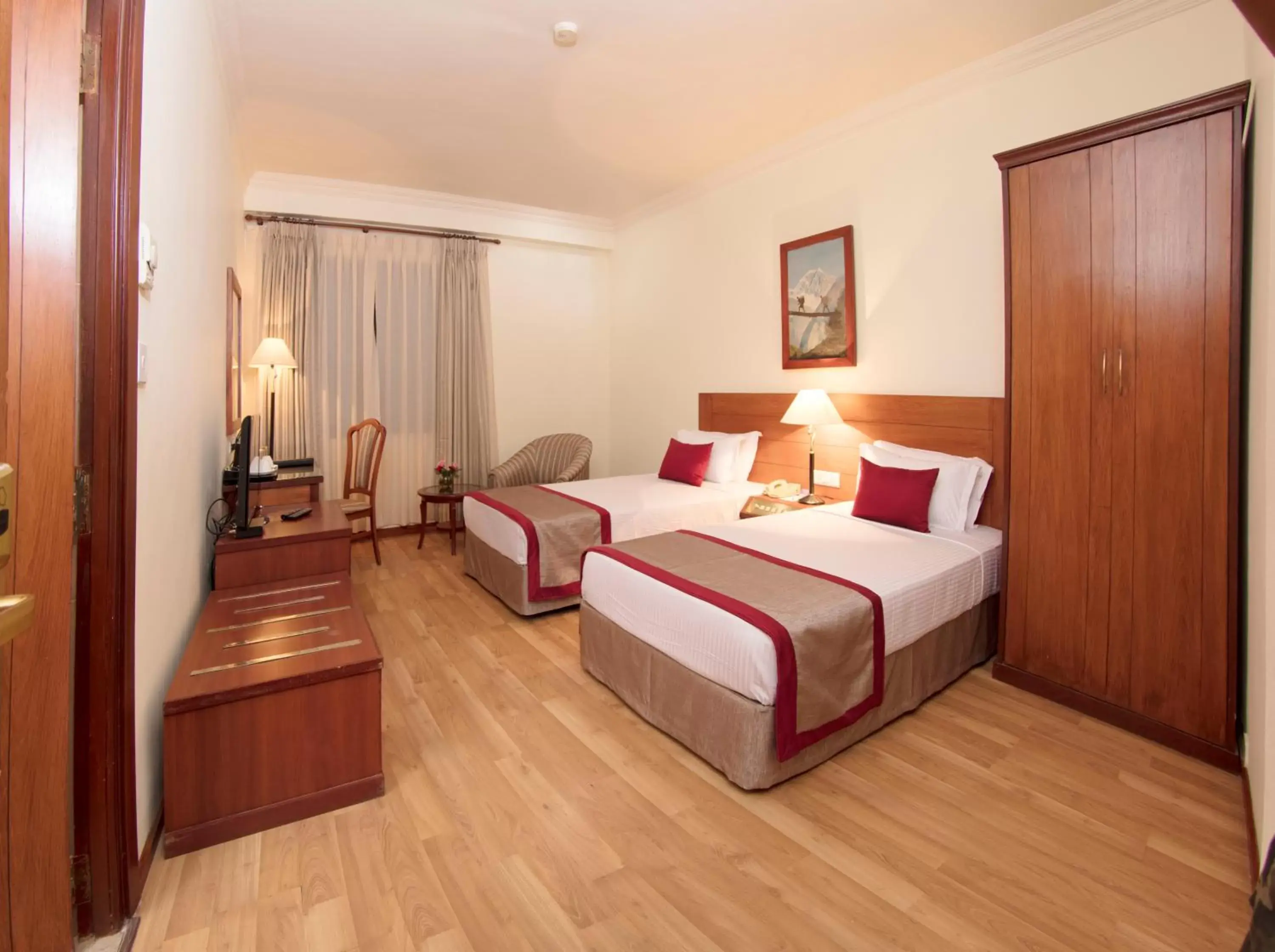 Bed in Royal Singi Hotel