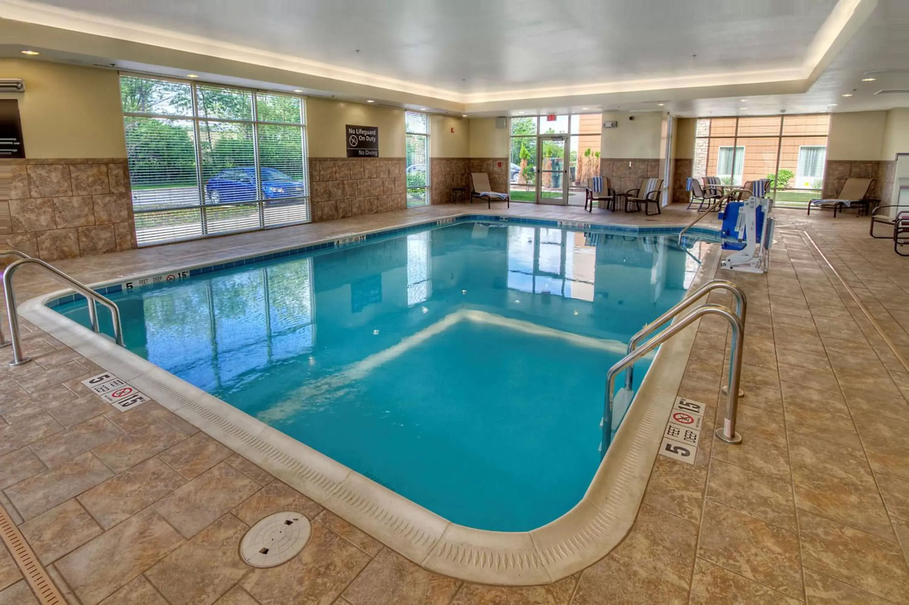 Pool view, Swimming Pool in Hampton Inn By Hilton & Suites Rochester/Henrietta