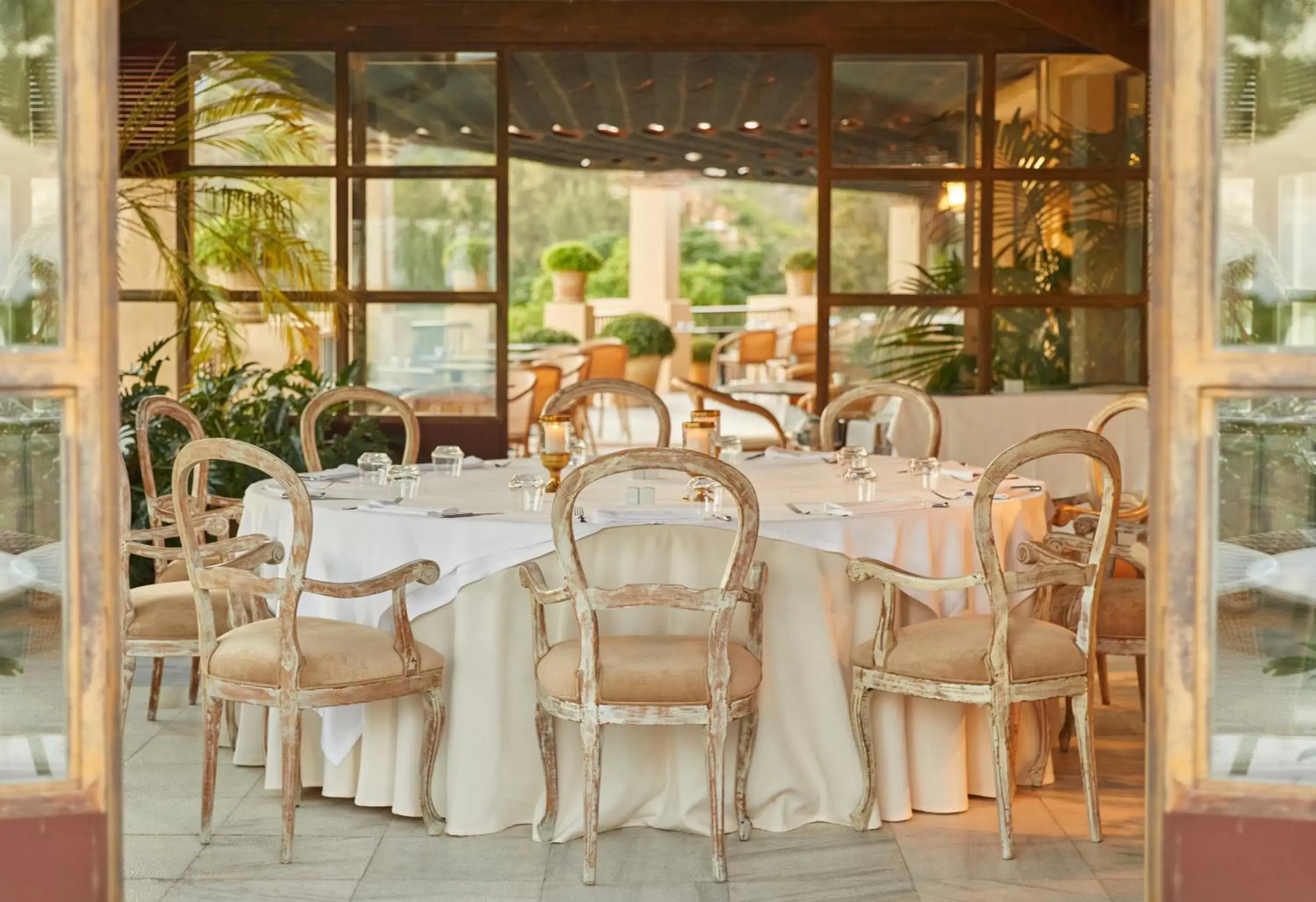 Restaurant/Places to Eat in Rio Real Golf & Hotel