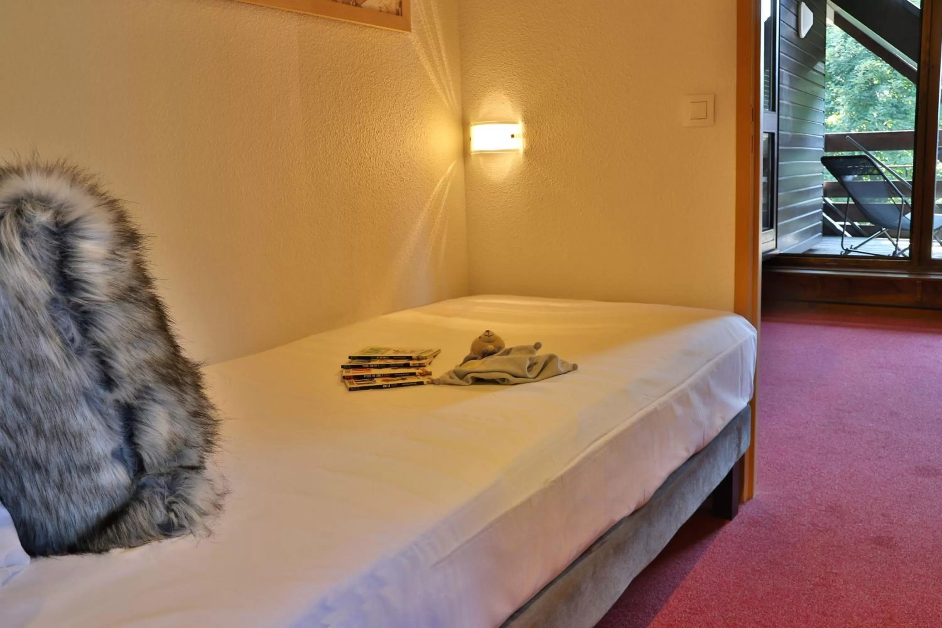 Bedroom, Bed in SOWELL HOTELS Mont Blanc et SPA