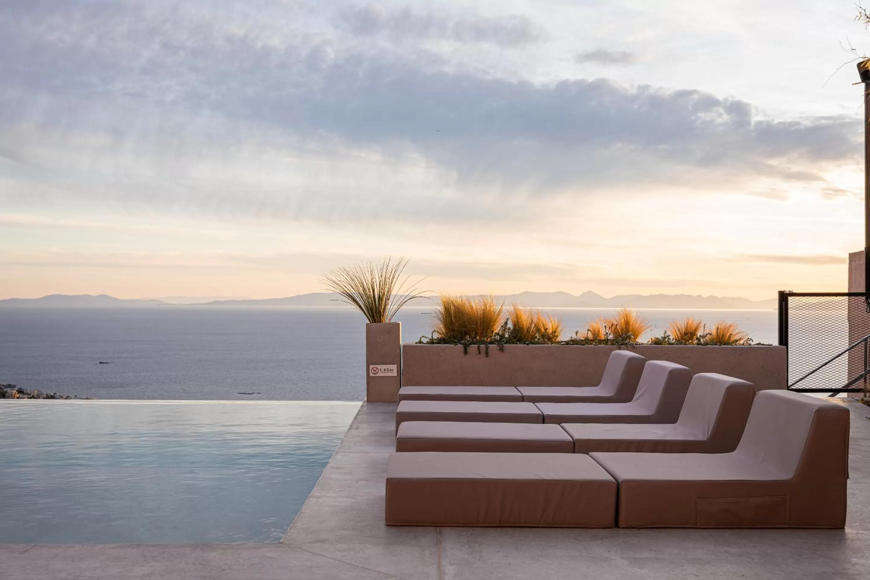 Swimming pool in Saronida Hills