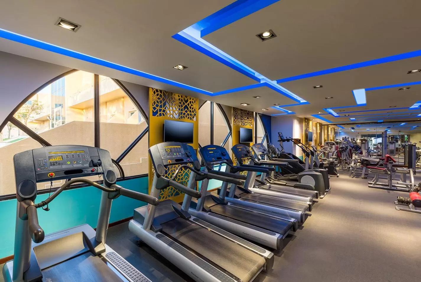 Fitness centre/facilities in Metropolitan Al Mafraq Hotel