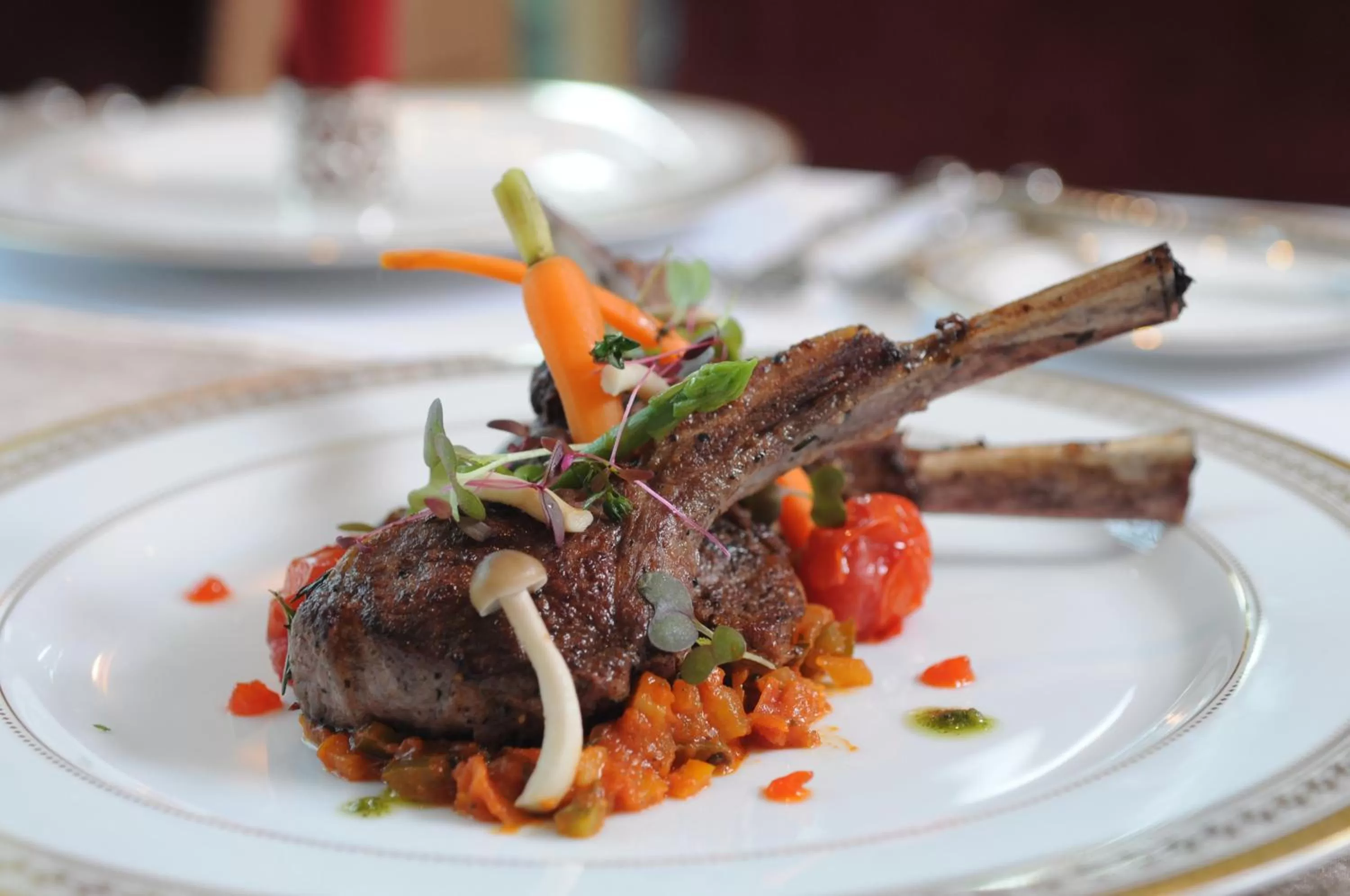 Restaurant/places to eat in Al Meroz Hotel Bangkok - The Leading Halal Hotel