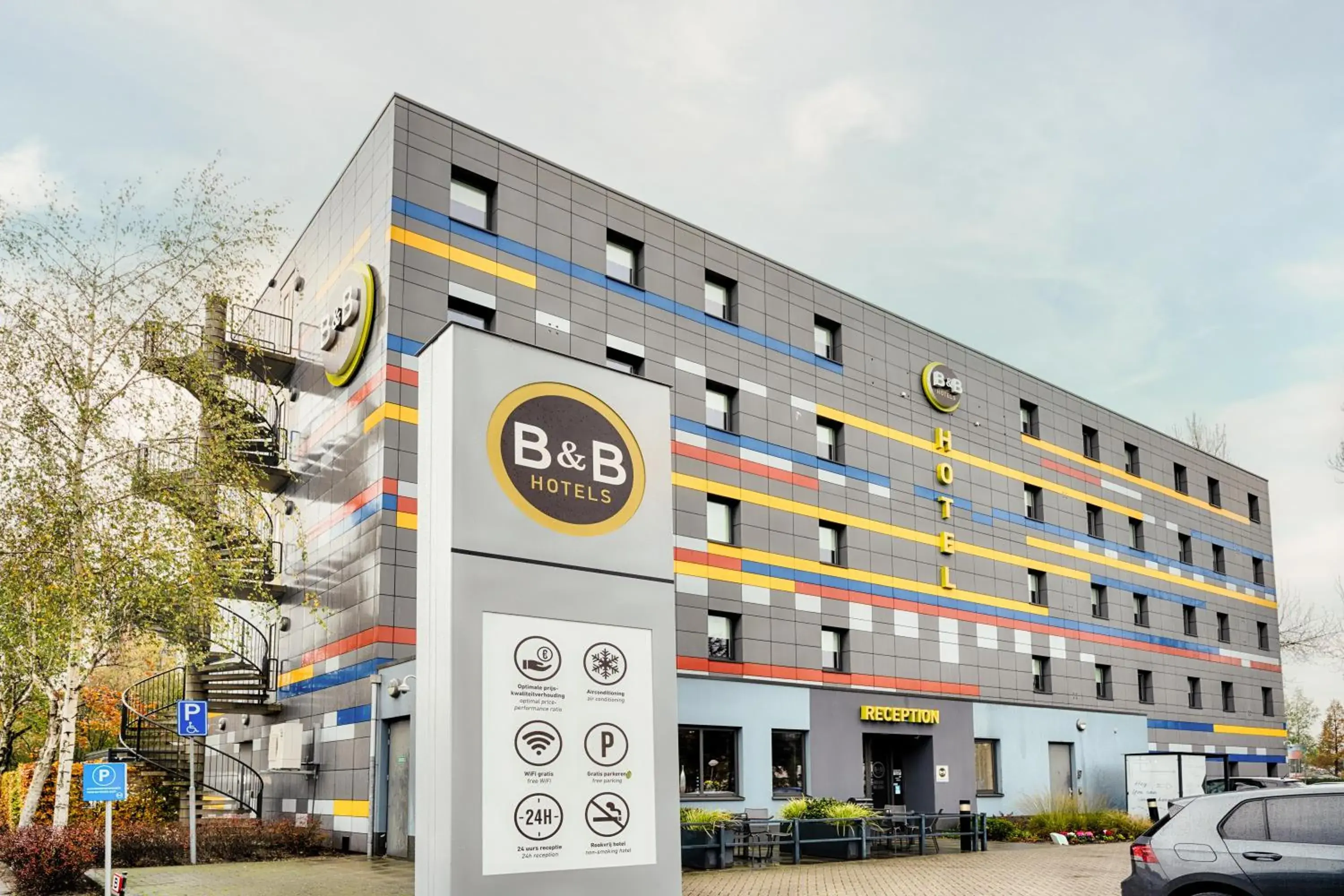 Property Building in B&B Hotel Amsterdam-Zaandam