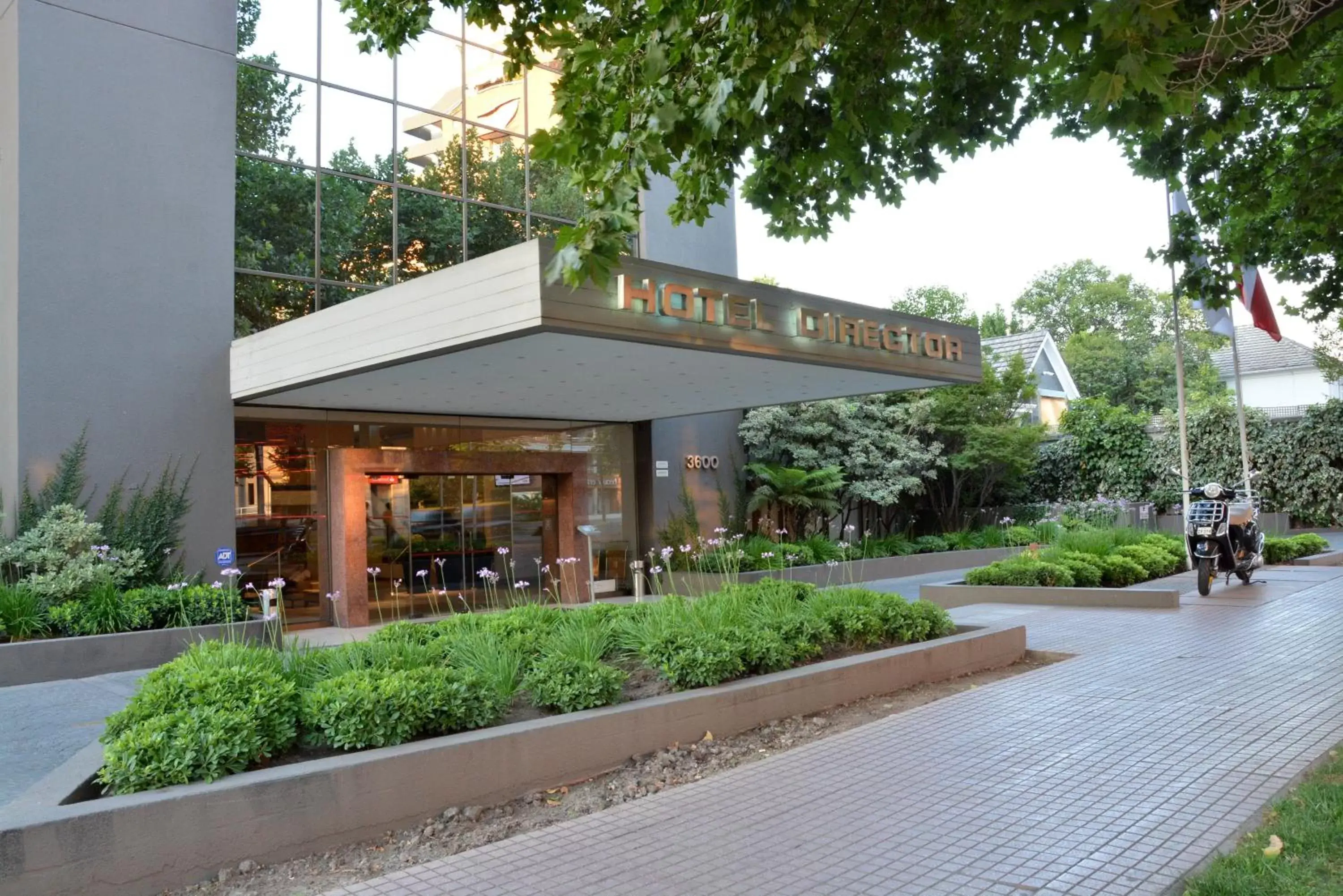 Facade/entrance in Hotel Director Vitacura Facade/entrance in Hotel Director Vitacura